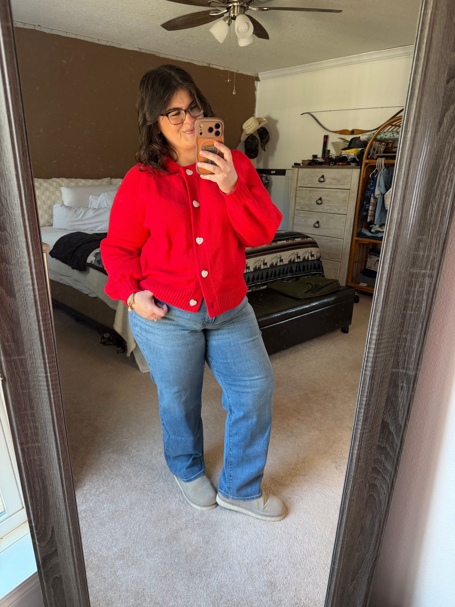 Me, a midsize girl and these Old Navy jeans 🤝 calling all teachers this Valentine’s Day look is for you! 

#LTKootd #LTKMidsize #LTKValentine