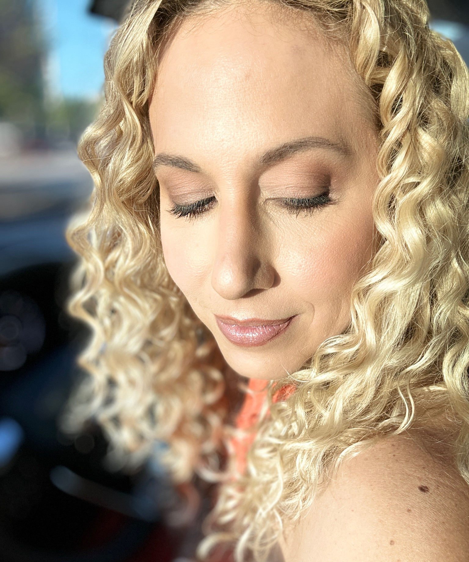 Who else loves the latte makeup trend? Huge fan over here because it’s easy and flattering. Think of it as a an updated bronze look. I prefer matte shadows for best results and tagged my favorite makeup products for you.

#LTKbeauty #LTKover40