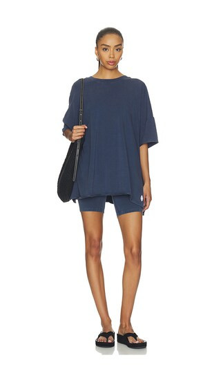 Free People X FP Movement Hot Shot Reversible Set in Navy. - size S | Revolve Clothing (Global)