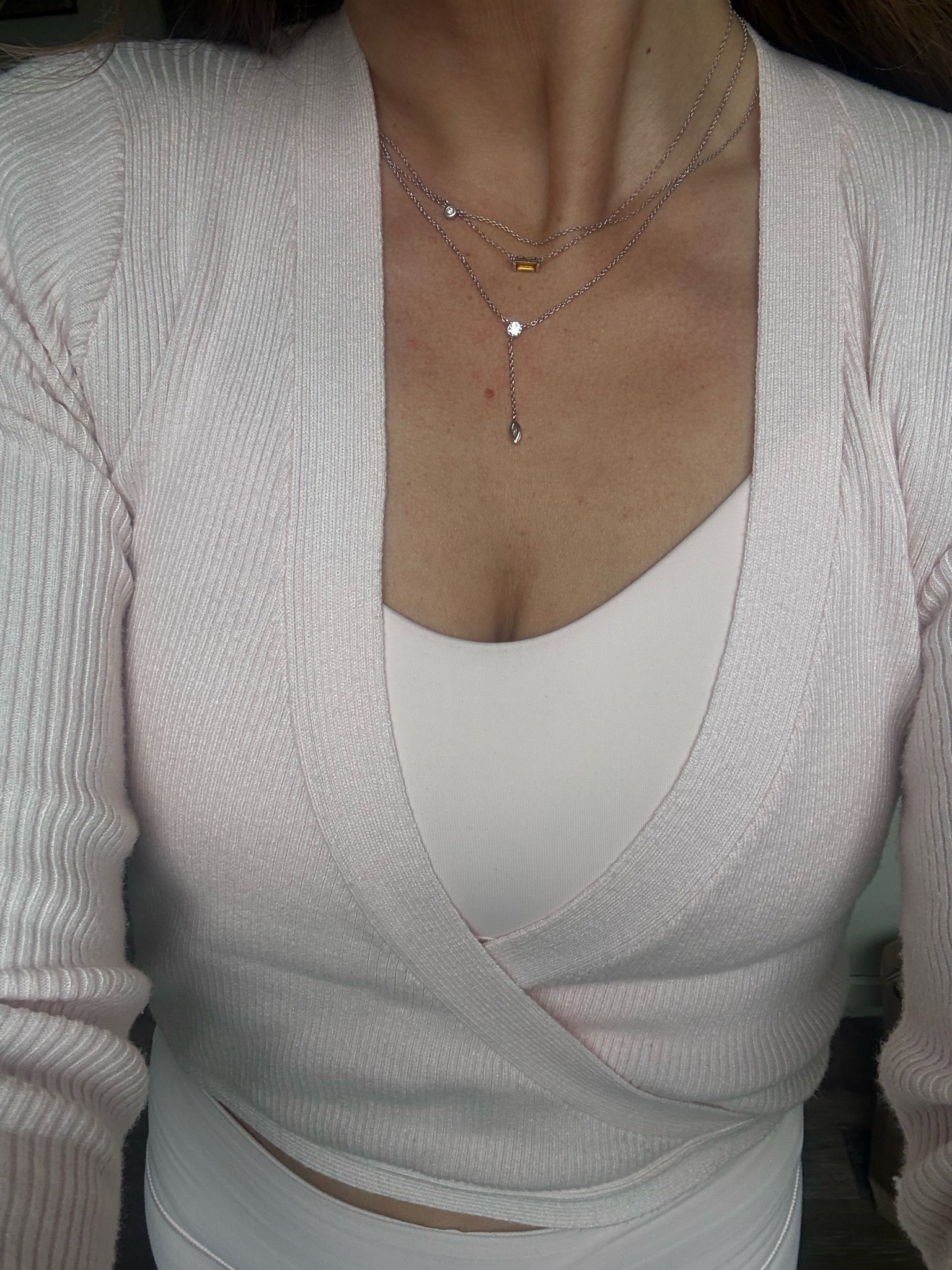 @Caitlyn Minimalist necklace stack 💫
