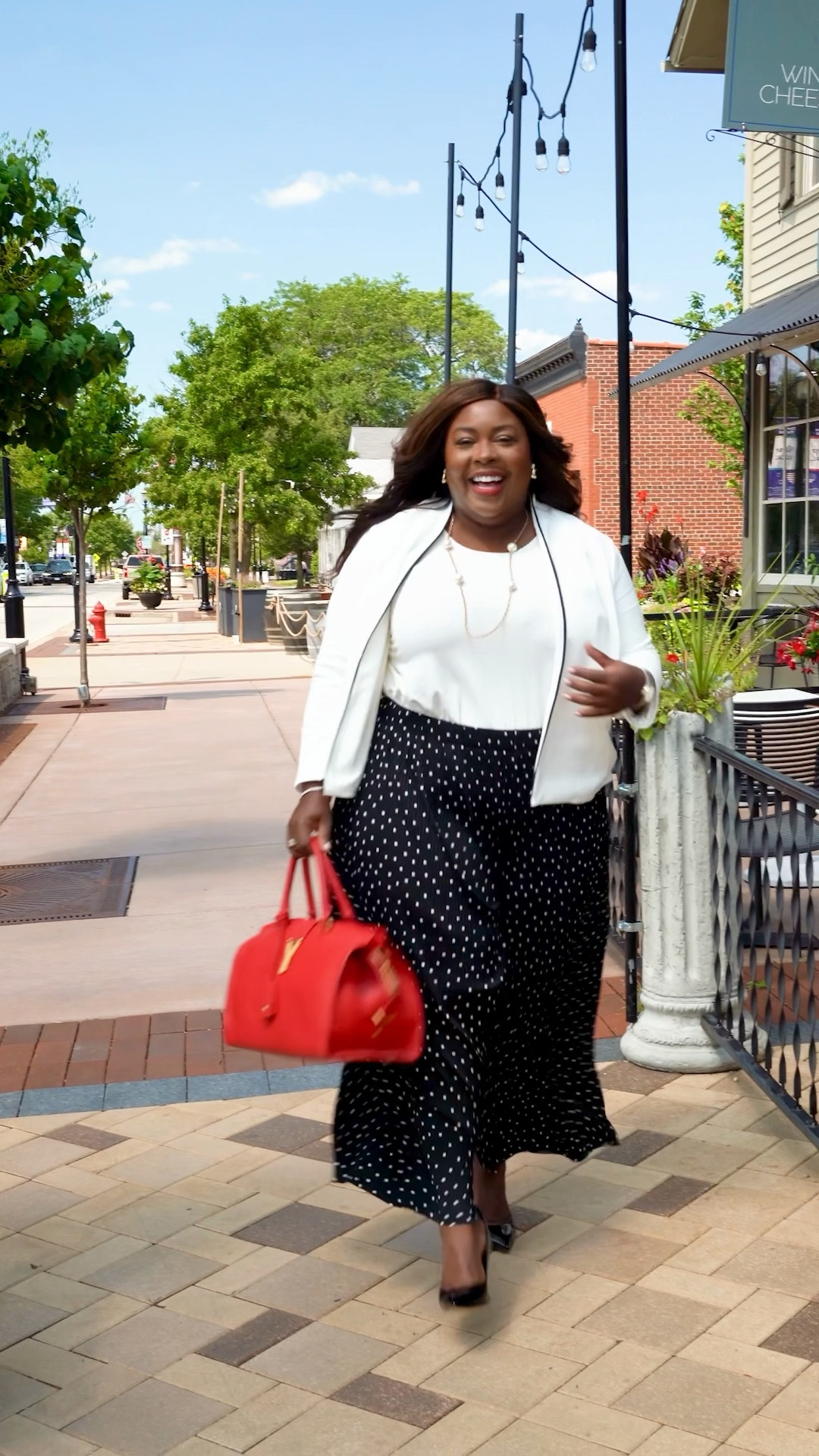 Hello Beautiful! I'm wearing a size XL tops & 2X bottoms 

#LTKStyleTip #LTKPlusSize #LTKWorkwear