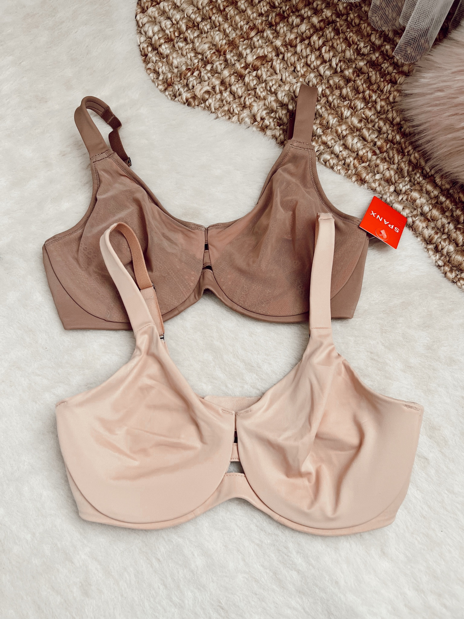 Spanx minimizer bra 