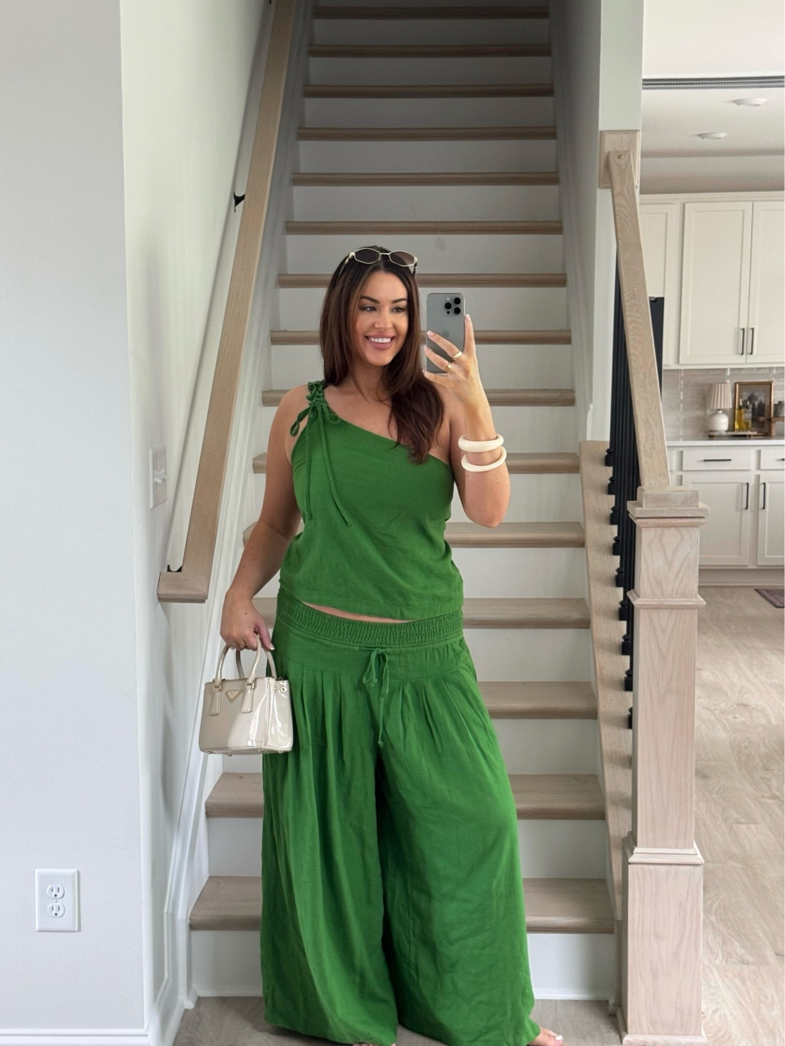 Wearing large ♥️ adjustable top scrunch on shoulder.

#LTKootd #LTKgrwm