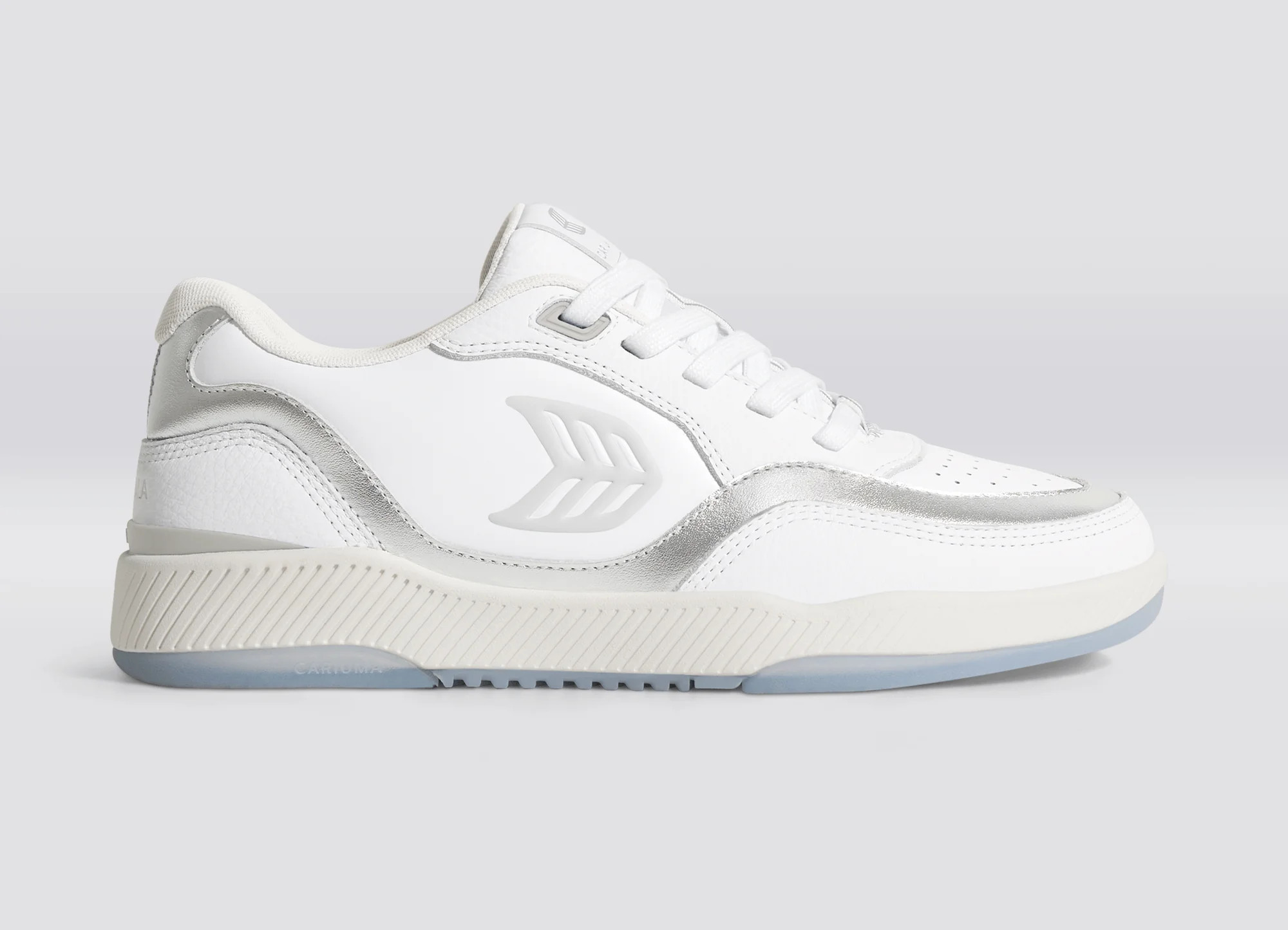 White Premium Leather/Metallic Silver & Ice | Cariuma