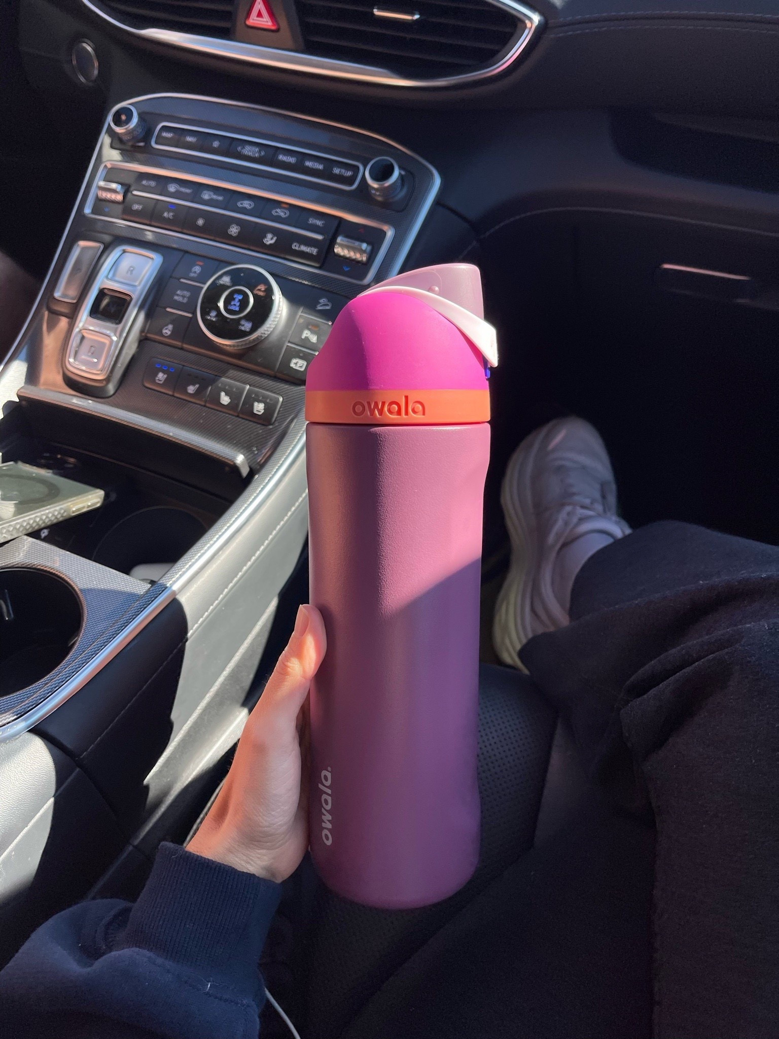 [2/16/26] owala has the cutest color combos and are under $30! i love the wide mouth opening + it’s leak-proof! linking similar options in this size and others!

#LTKActive #LTKfitnessgoals #LTKSeasonal