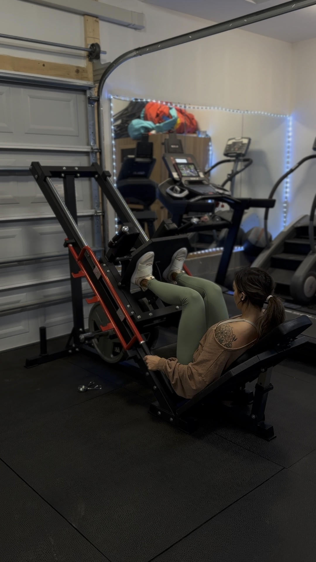 Leg press perfect for home gym 🙌🏻

#LTKfitness