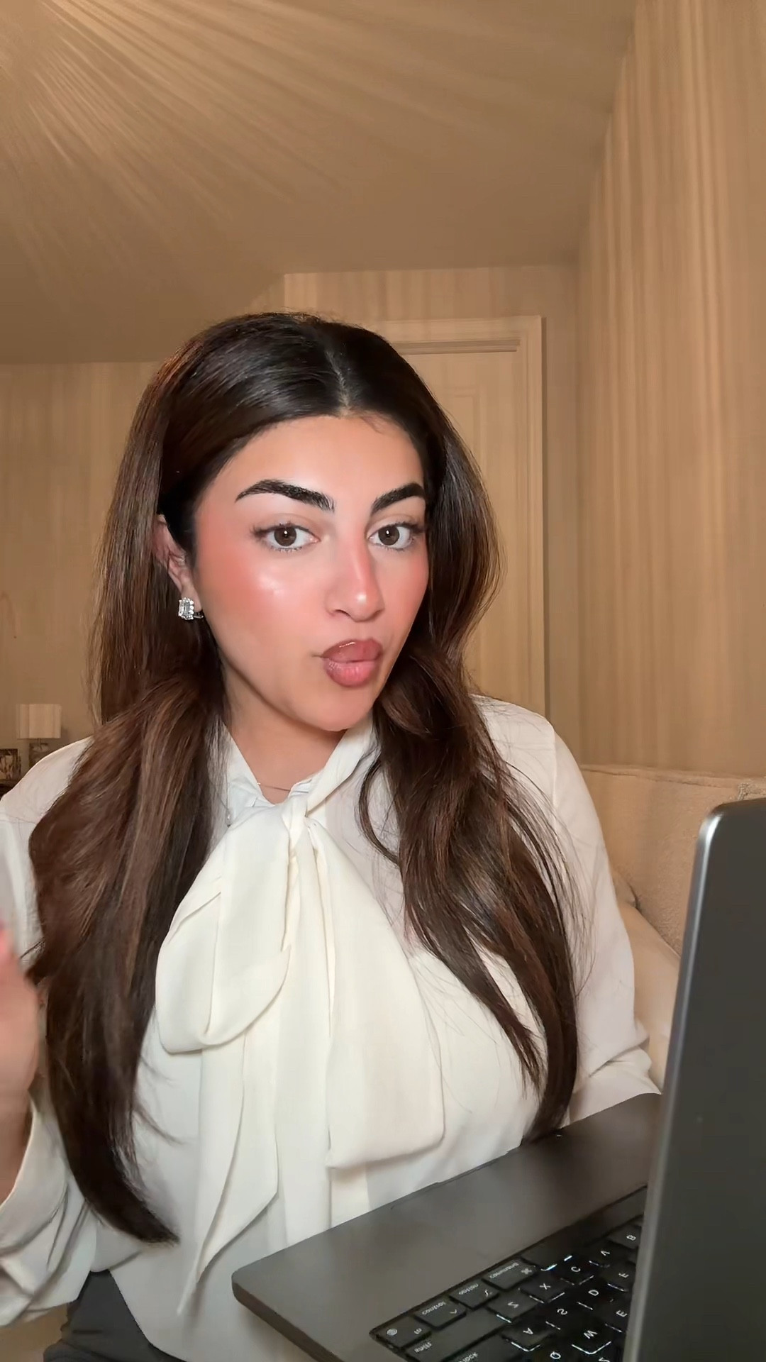 #LTKcanada #LTKmodest #LTKworkwear