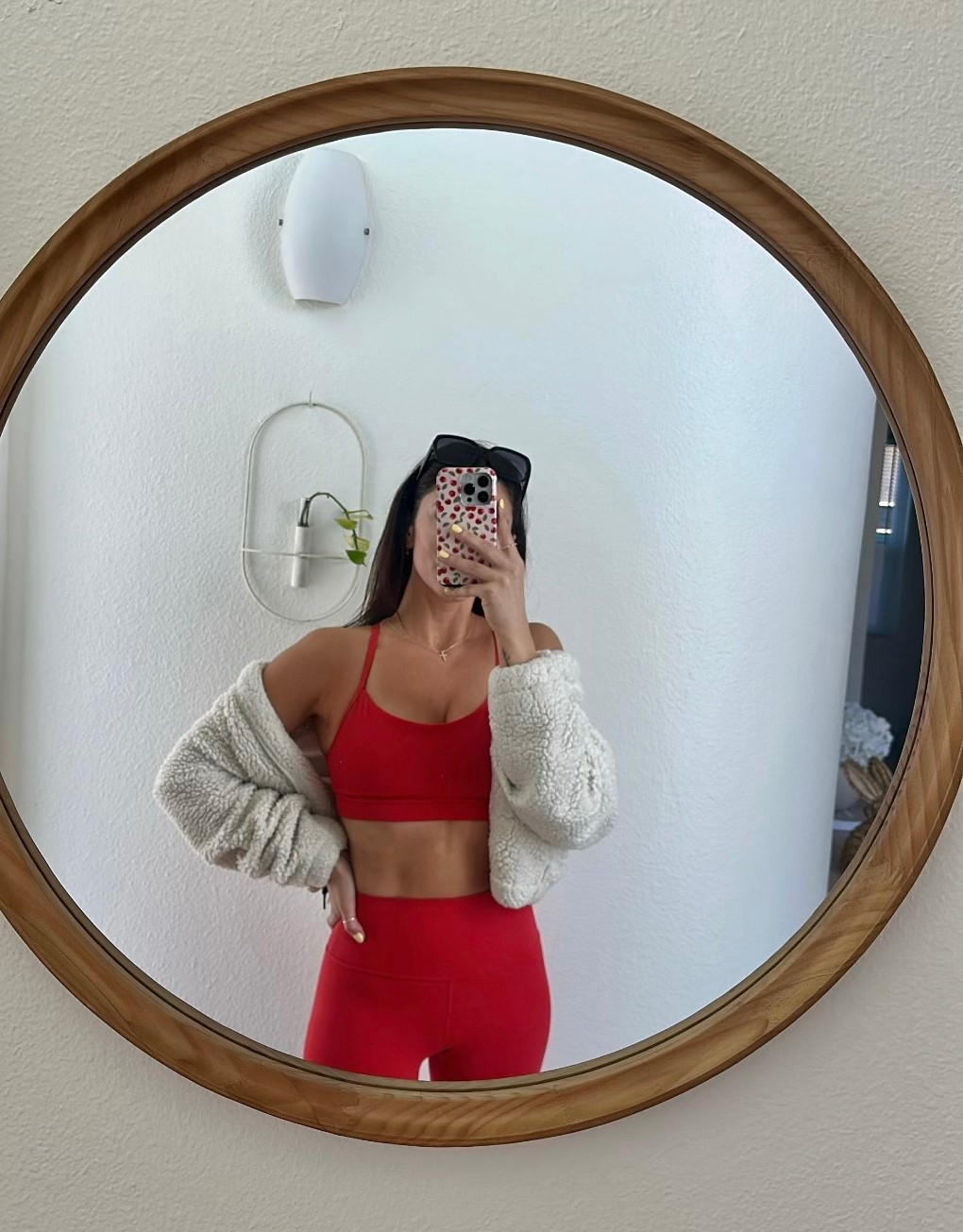the best workout / lounge set. material is butter soft and it’s such a good lululemon dupe ❤️ 

#LTKFindsUnder100 #LTKFindsUnder50 #LTKActive
