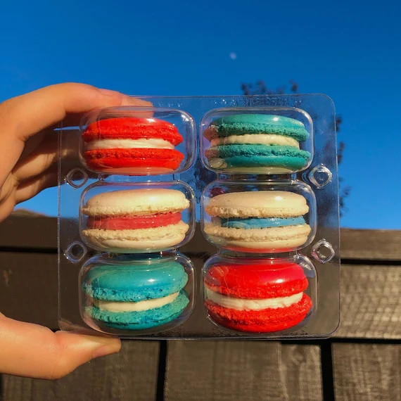 Patriotic Macarons! Great treats or gifts for 4th of July Parties, Weddings, Prom, Baby showers, ... | Etsy (US)
