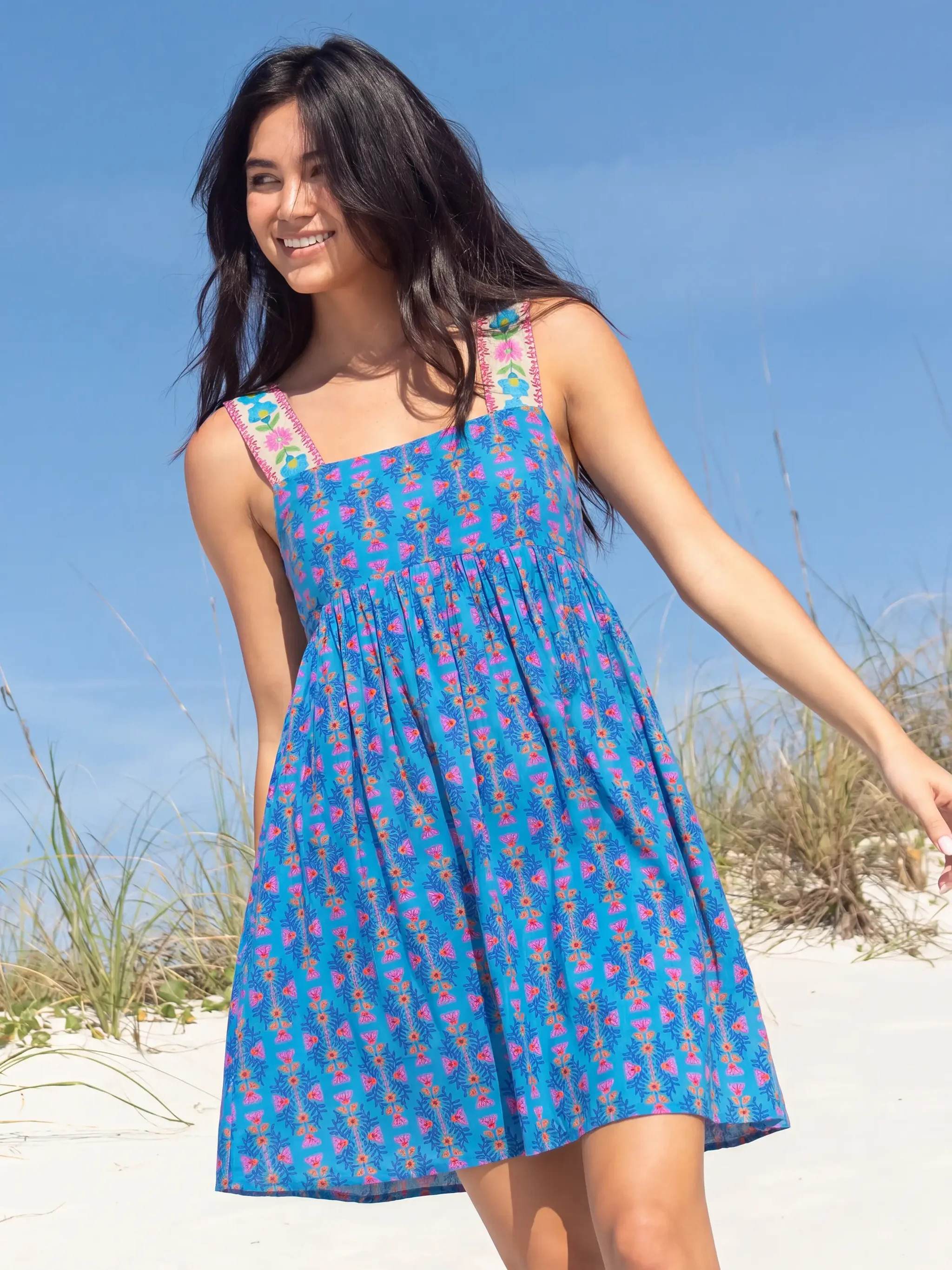 Tricia Mini Dress - Medallion Diamond Vines | Natural Life
