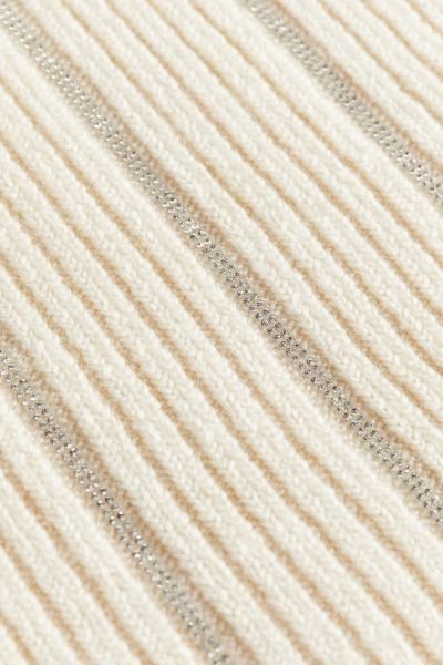 Pullover con decorazioni di strass | H&M (FR, IT, ES, PT, BE)