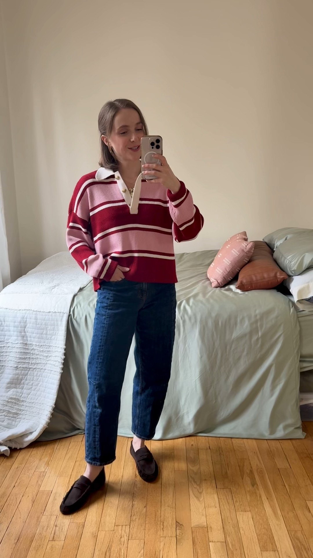 Chunky Abercrombie rugby strip sweater for a rainy day! Wearing xs on clearance for $48



#LTKSpringSale #LTKPetite #LTKSaleAlert