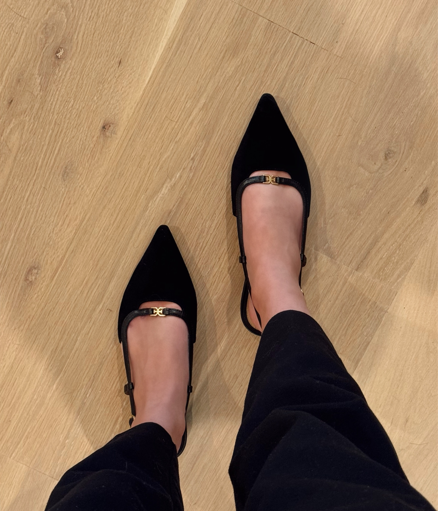 favorite office shoes are sam edelman! 

suede is perfect for the fall

#workstyle #officestyle #workwearr

#LTKWorkwear