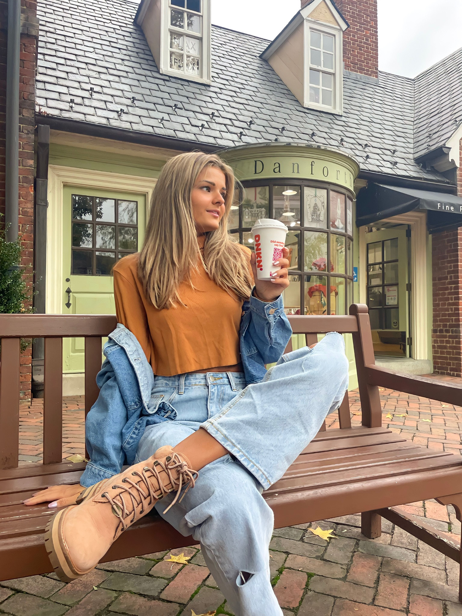 Perfect outfit for those fall coffee runs🍂☕️

#LTKSeasonal #LTKHoliday #LTKstyletip