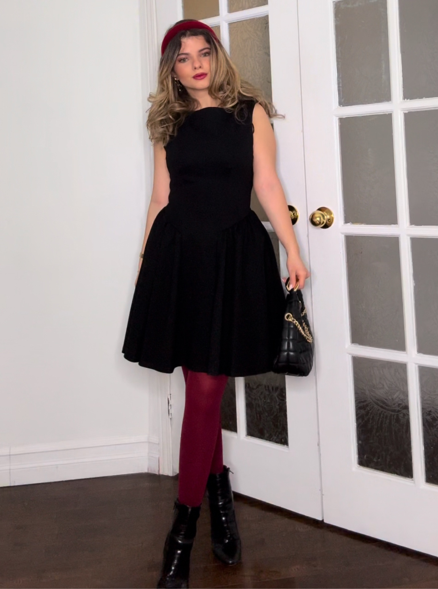 Date night outfit 🍒 
Mes bottines viennent de chez Aldo (ancienne collection), mais il y a presque les mêmes sur Amazon

#LTKpetite #LTKwinter #LTKcanada