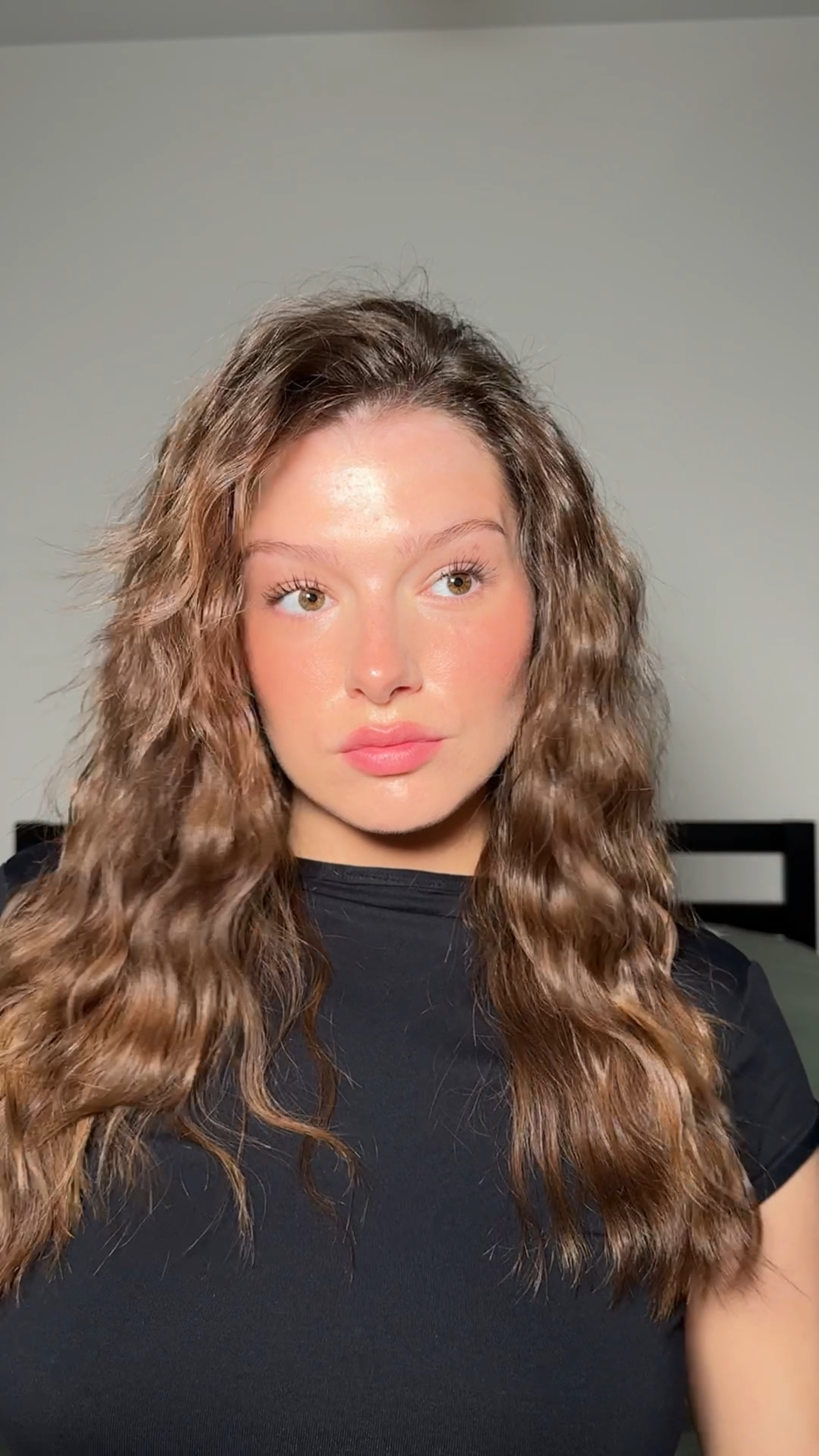 ad | trying beachy waves for summer using the mermade hair double waver - I’m obsessed !! 🎀 