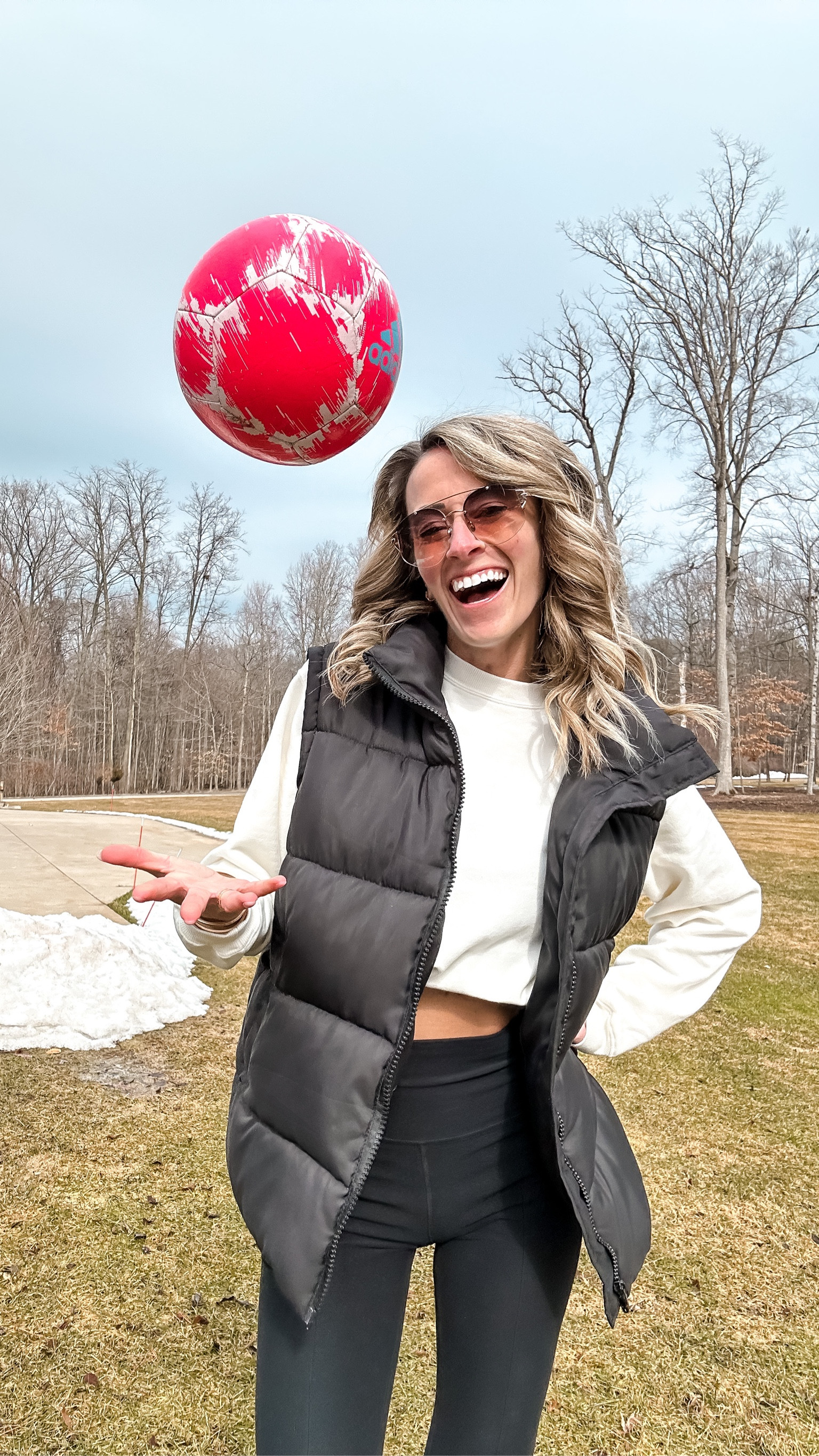 Did somebody say “soccer season”? 😉⚽️ 

Which Soccer Mom are you?! 
1. The Team Mom - most excited to manage the TeamSnap App this season (and she has backup snack in her car, just in case!)
2. The Former Player - likely showing off her ball skills on the field before the game starts 
3. The Hot Mess Mom - has multiple  kids in multiple sports across town, never on time, and def forgot it was her week for snack
4.  The Sideline Ref - received 1 yellow card last season, but if the refs wont call the foul, who will?!
5. The Veteran Soccer Mom - she’s reached sports mom nirvana (thanks to the High Noon in her Stanley), is always at the right field, and has the coolest camp chairs

I’m a bit of all of them on any given weekend (but it fully depends on the referees 😅😉) 

#soccermom 