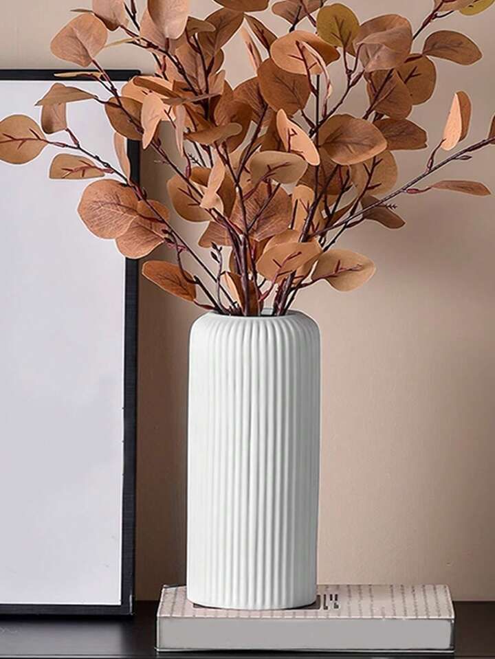 1pc Striped Plastic Vase Modern Decorative Floral Arrangement Ornament | SHEIN