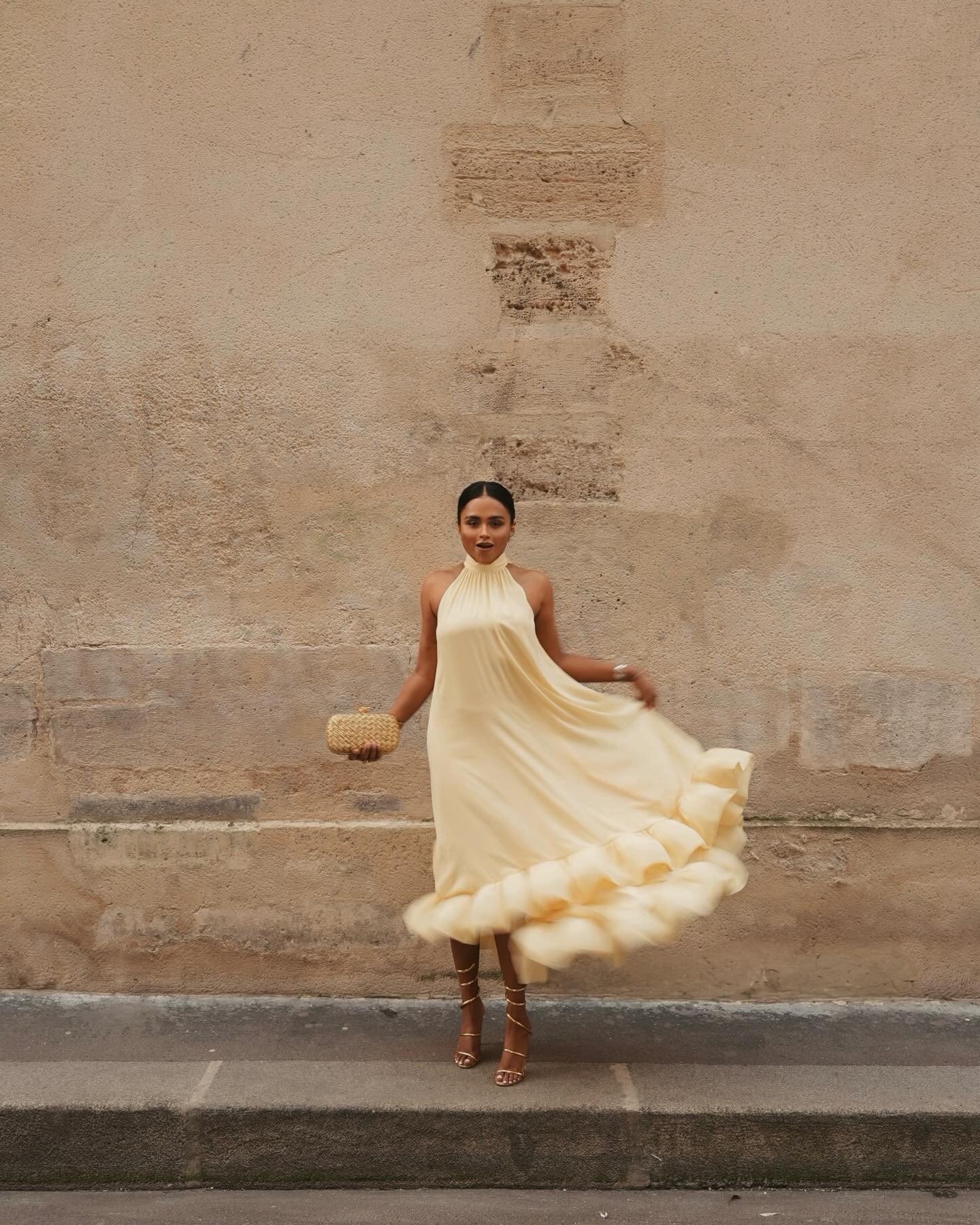 Malina SABRINA HALTER NECK RUFFLED DRESS - Cocktailjurk - light lemon, NET-A-PORTER (UK & EU) Knot padded intrecciato metallic leather clutch, Mytheresa (UK)
Cleo 105 mirrored leather sandals, GRWM Outfit , Evening out , UK Fashion ,UK Women ,London lifestyle , Evening Outfit, Date night outfit, Date night,  Casual chic, Holiday style ,Holiday outfit ,Outfit Inspo ,  Style inspiration, Holiday season style 

 #LTKspring #LTKdatenight #LTKpartywear