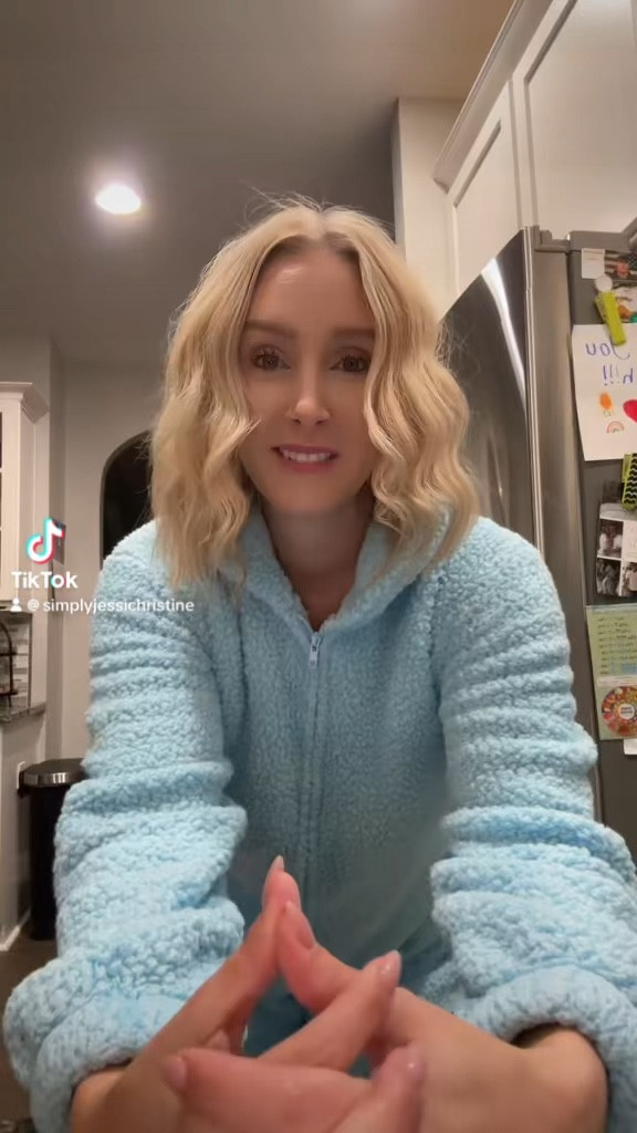 Cotton Candy 🍬 Liquid IV is SO GOOD! 
#liquidiv #stayhydrated #sale

#LTKActive #LTKGiftGuide #LTKSaleAlert