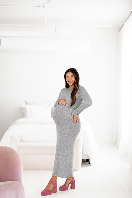 A long sleeve bodycon dress is a must for all pregnant mamas! These are the perfect fall dresses to pair with heels, boots, booties all season long. 

Dress: medium
Dressupbuttercup.com
#dressupbuttercup 

#LTKbump #LTKSeasonal #LTKHoliday
