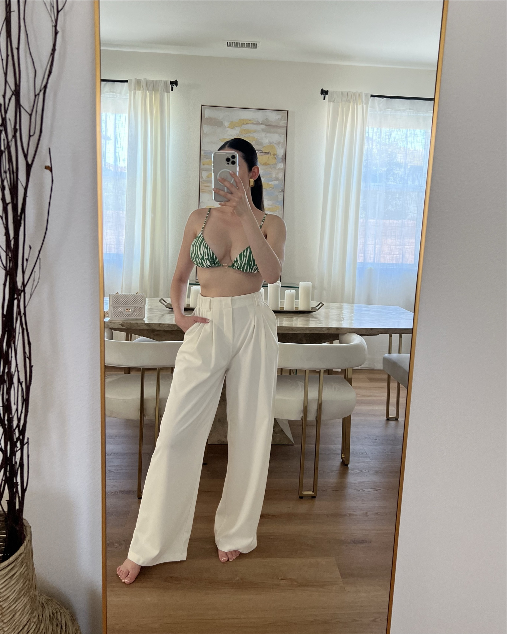 Colorful summer bikini

H&M finds
Bikini
Summer outfits
Swimwear
Summer bikinis
Summer swimwear
Swimsuit


#LTKFindsUnder50 #LTKSwim #LTKSummerSales