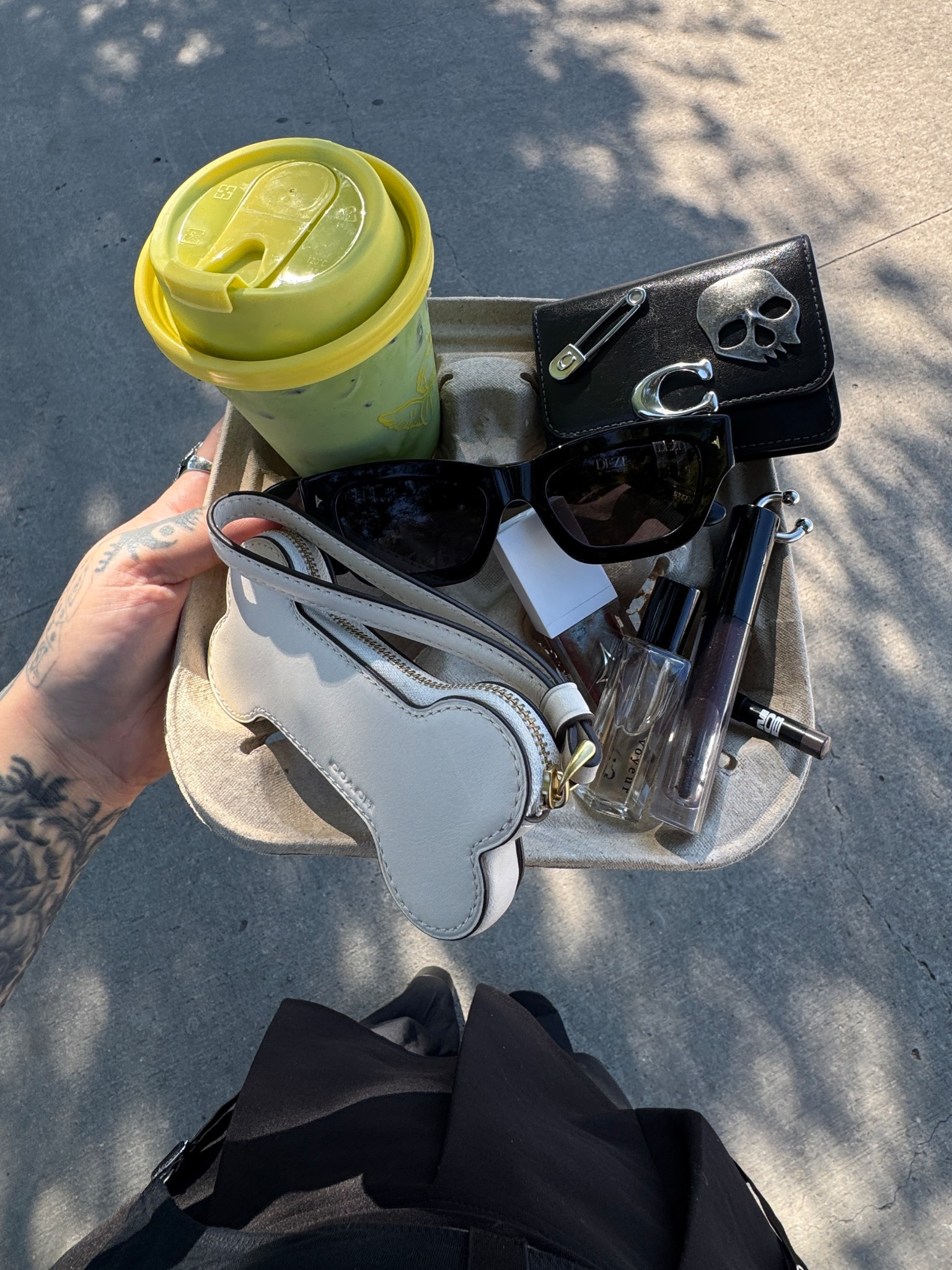 Some essentials 

#LTKFindsUnder50 #LTKFindsUnder100 #LTKItBag