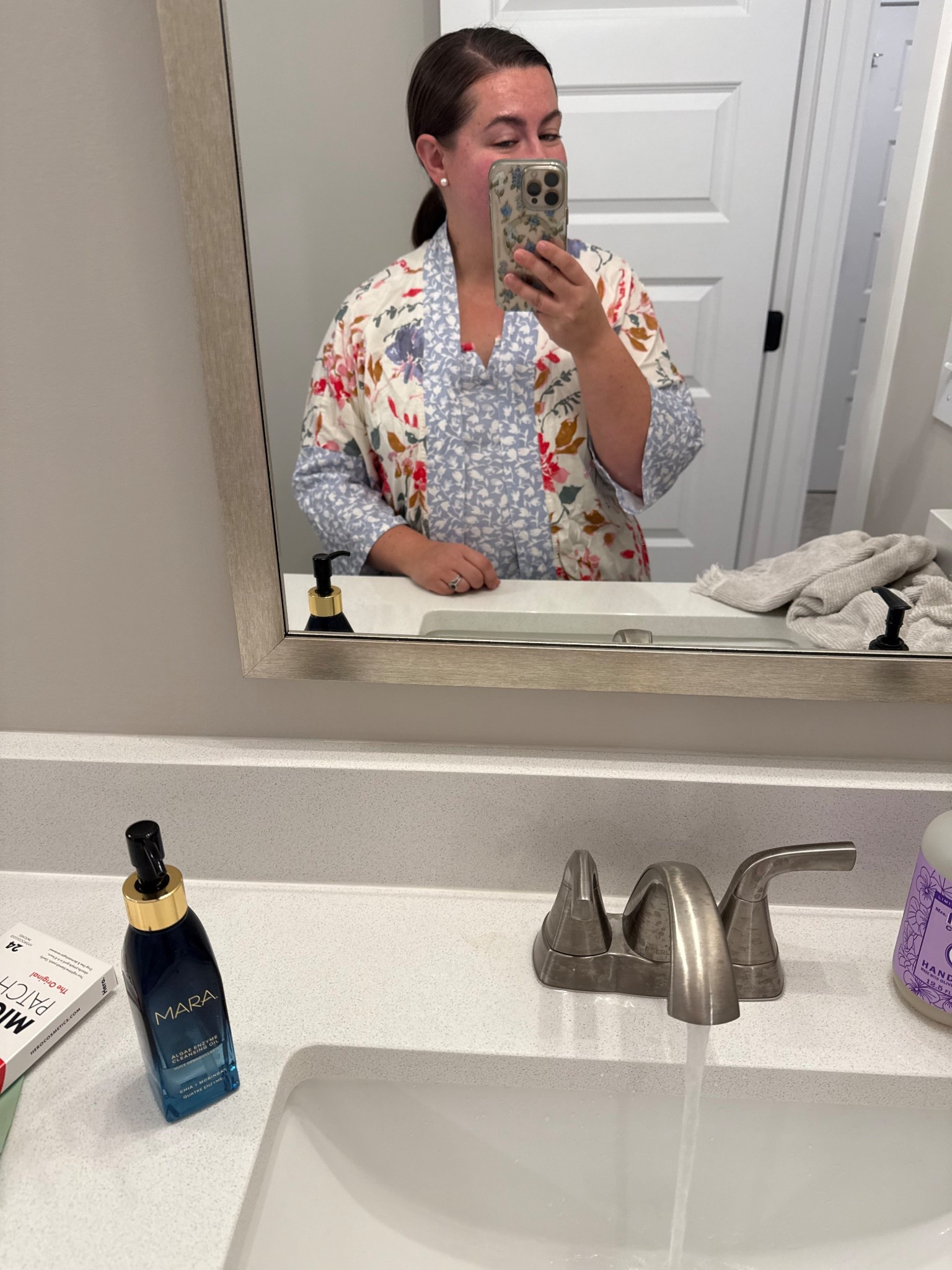 when this is your friday night at 7:30 😂 coziest pj set ever from
pact — organic cotton! my exact colorway is out of stock but i’m loving the new options they have for fall! also swear by this oil makeup remover from mara and mighty patch zit stickers 🙃 | pm routine, skincare, over 30, millennial, nighttime routine

#LTKBeauty #LTKSeasonal #LTKFindsUnder100