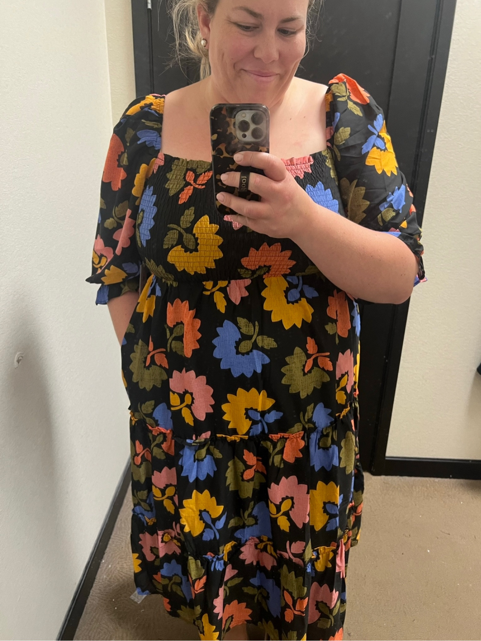 Fall print cotton dress, wearing the XL 

#LTKmidsize #LTKplussize #LTKSeasonal