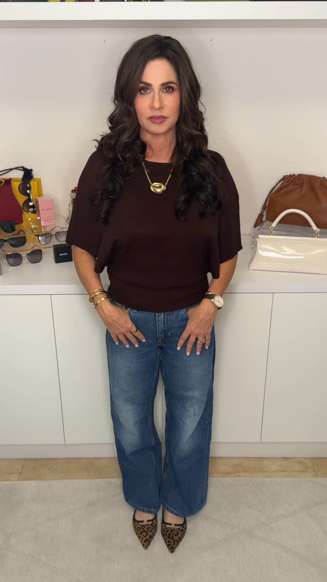Top sm , jeans 25s

#LTKootd #LTKOver40 #LTKPetite