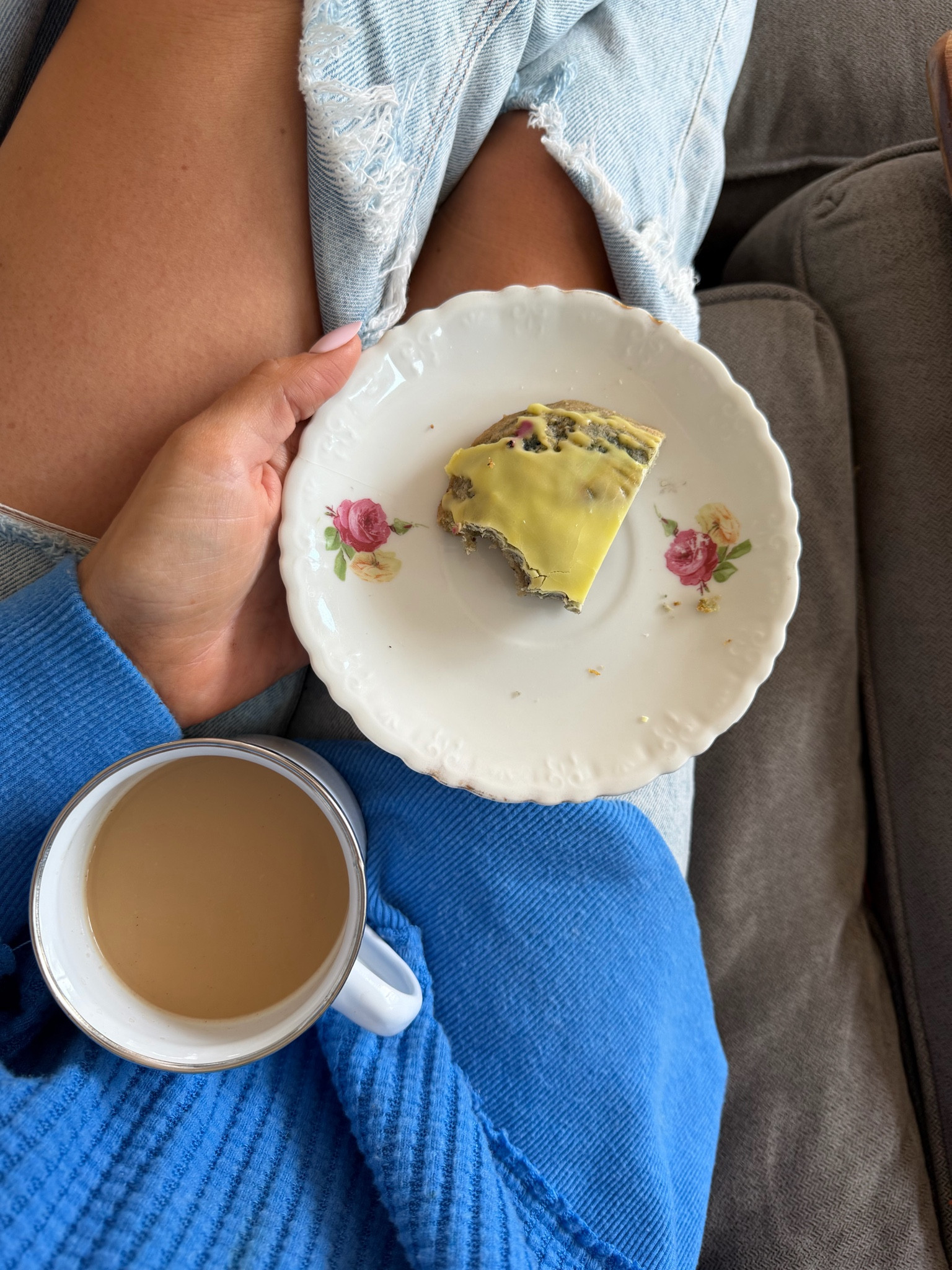A day at home calls for a slow morning.  Soaking it in before summer break is officially here!  

 #LTKdayinmylife