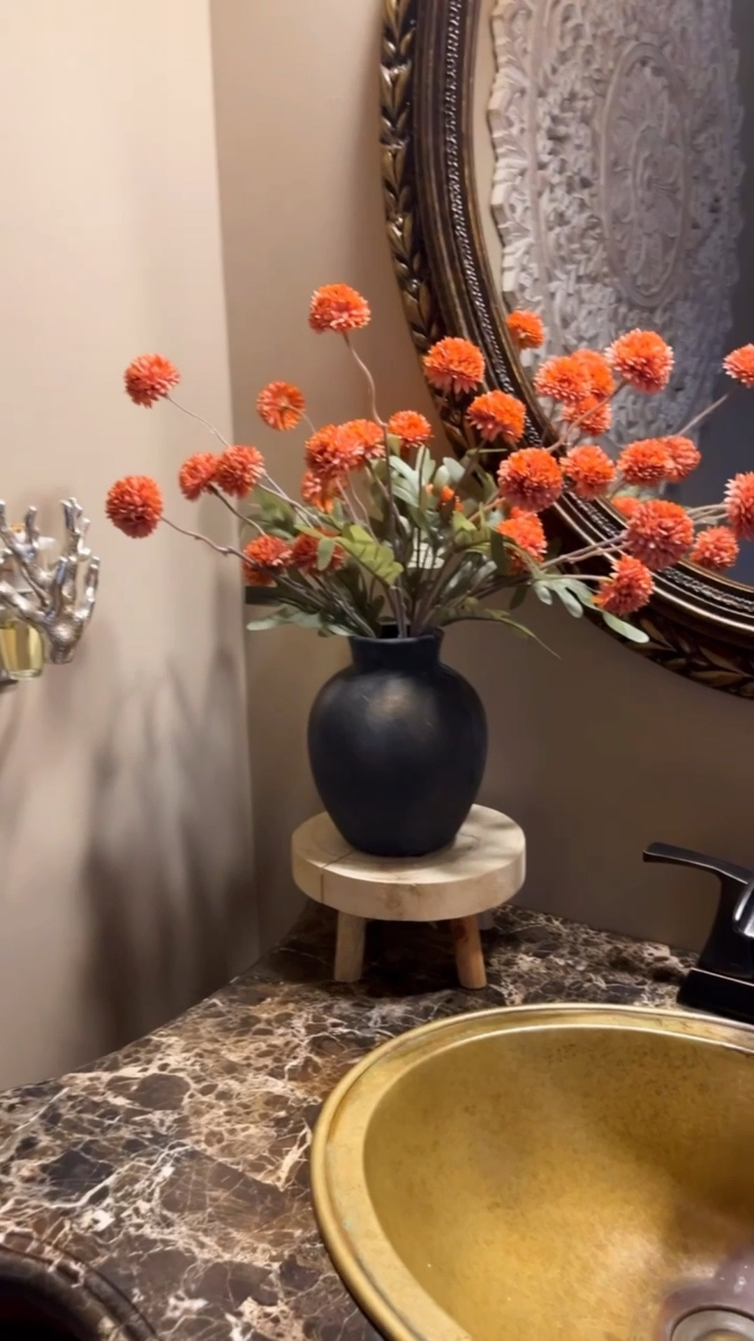 Simple fall decor 

#LTKFindsUnder50 #LTKStyleTip #LTKHome