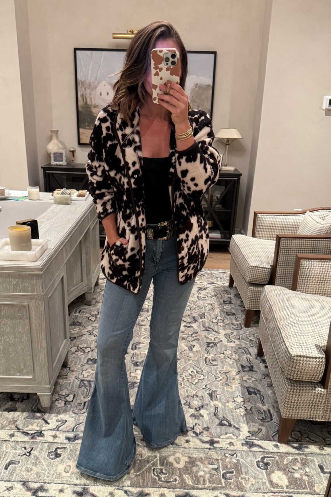Sherpa cow jacket size xs
Wrangler flare jeans size 25/34

@wrangler #ad #wranglerjeans #laurabeverlin

#LTKFindsUnder50 #LTKFindsUnder100 #LTKSaleAlert