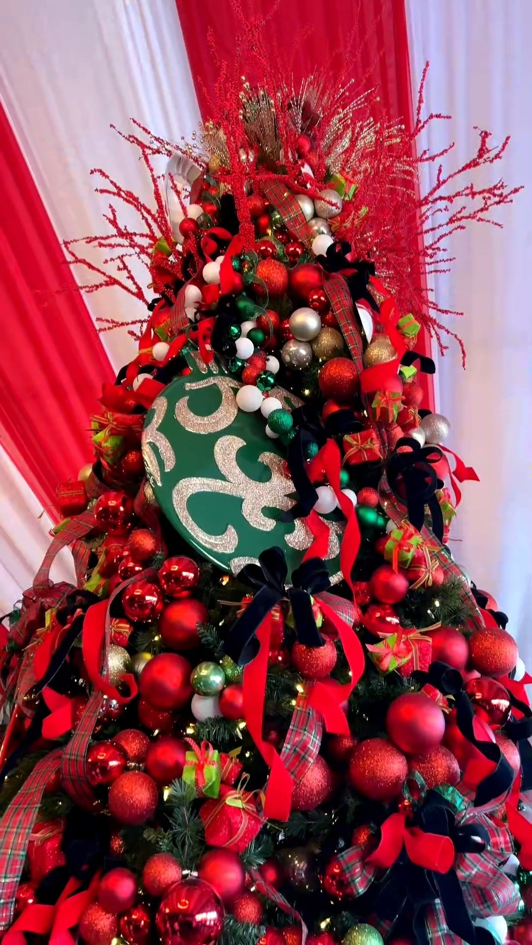 If you are in the north Alabama area, the Cullman Chriskindlmarkt is a must do event this holiday season! We had such a wonderful time getting into the Christmas spirit at this German themed market. Every detail was perfectly thought out! 

#LTKHoliday #LTKdayinmylife #LTKmomlife