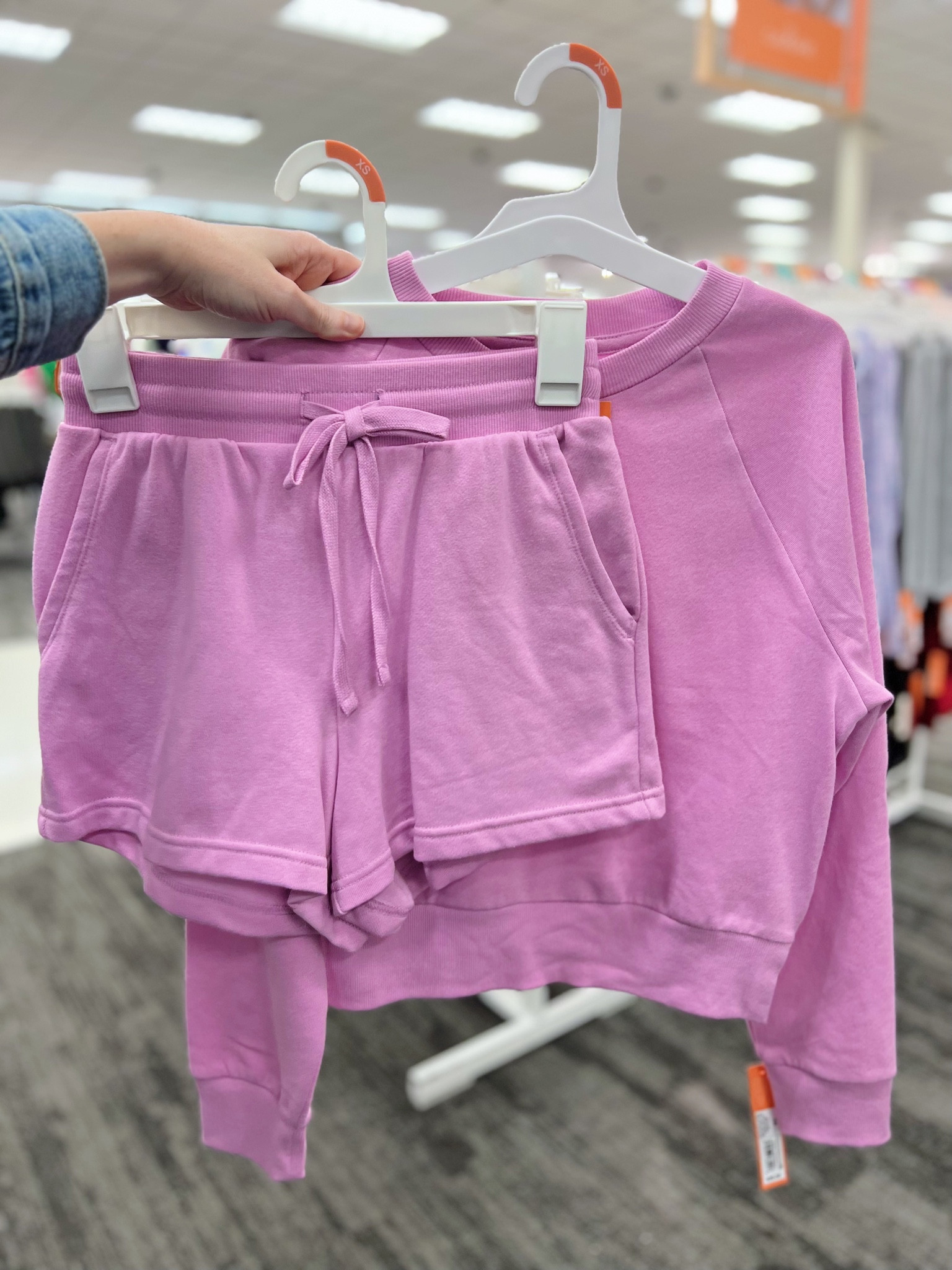 Colsie sweatshirt and shorts set

#LTKunder50 #LTKstyletip #LTKunder100