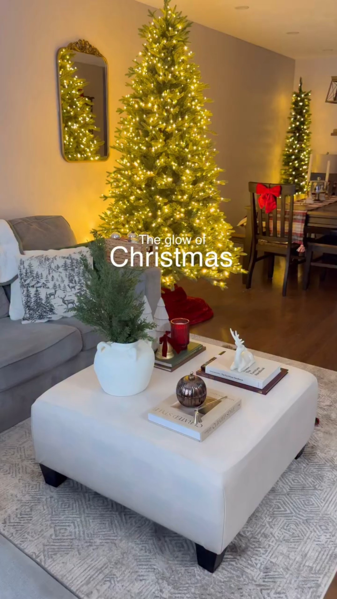 Christmas 2025.

Not about more for me ,it’s just about meaningful touches that make the season special.

#holidayhome #christmashome #holidaydecor 

🔗🔗See something you love? follow @fallinlove.decor and mention Holiday 🎄