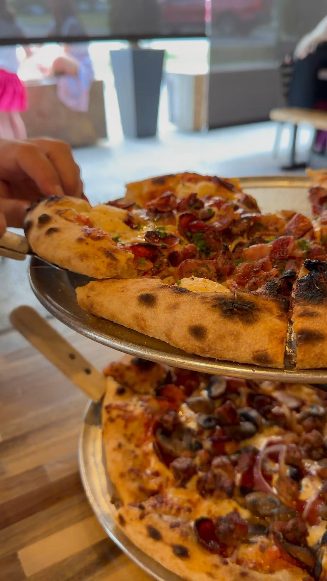 🍺 Cold crafted beer? Check. 🍕 Delicious eats? Absolutely. Good energy and great company? TennFold delivered.
This Donelson staple has become a go-to for flavorful food, handcrafted brews, and an atmosphere that keeps people coming back. Whether you’re grabbing dinner with friends, catching up over a flight, or settling in for a laid-back night out, TennFold brings together community, comfort, and seriously good flavor.
The food was delicious, the beer was cold, and yes… the vibes were definitely vibing ✨
📍TennFold Brewing – Donelson
#NashvilleEats #Donelson #TennFold #NashvilleBreweries #CraftBeer #PizzaLover #NashvilleFoodie @tennfoldbrewing