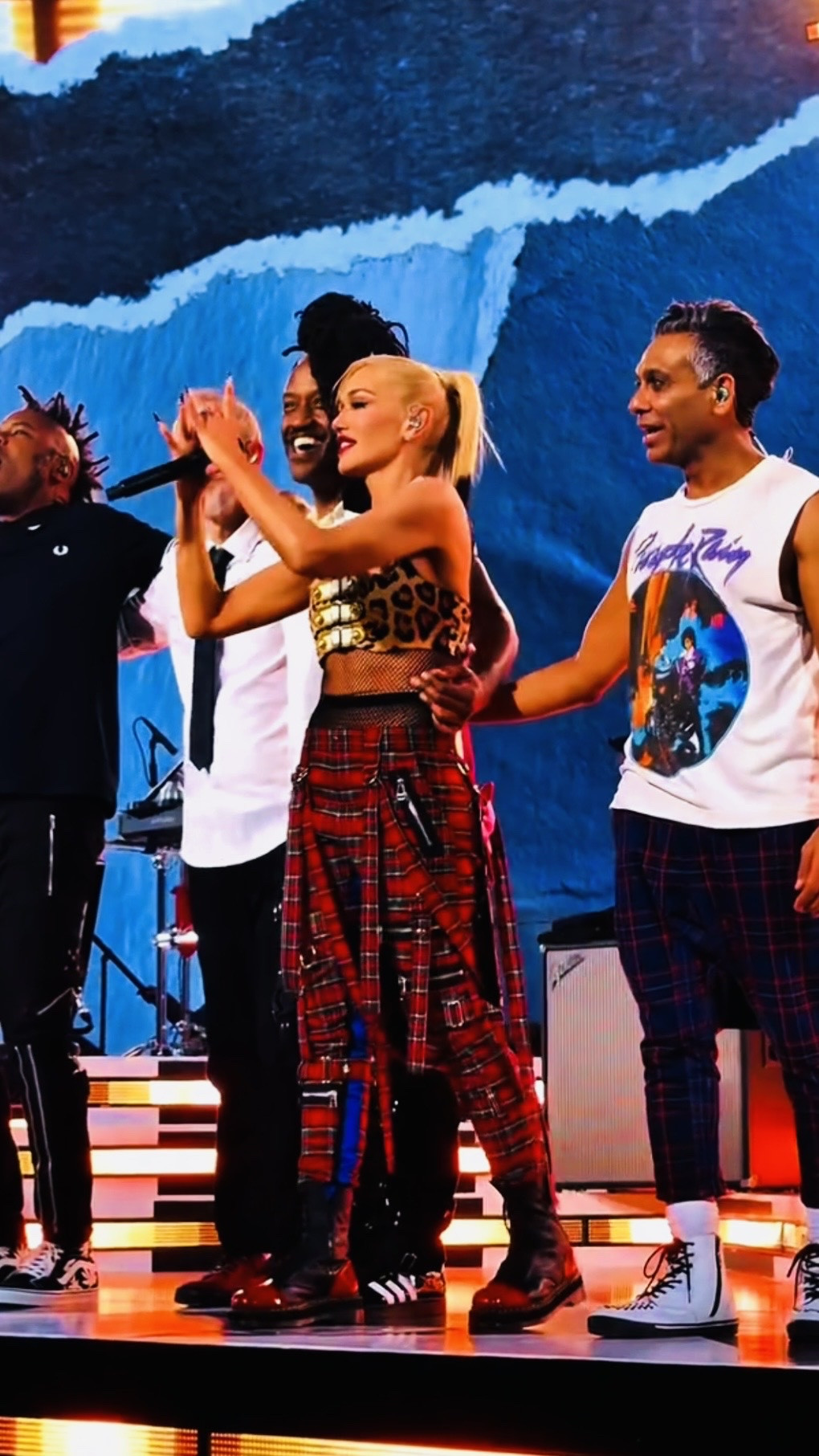 No Doubt at Sphere Las Vegas 🎤✨ One of the wildest concert experiences in Vegas right now with massive immersive visuals, unreal lighting, and the entire Sphere transformed into a full 360 experience from the moment you walk inside. Nirvana is linking bags, accessories, and edgy pieces inspired by the concert aesthetic, Vegas nightlife energy, and Gwen’s iconic punk glam style ✨


Nirvana the Shih Tzu 💋 Nirvana Approved

#LTKdayinmylife #LTKgrwm #LTKTravel