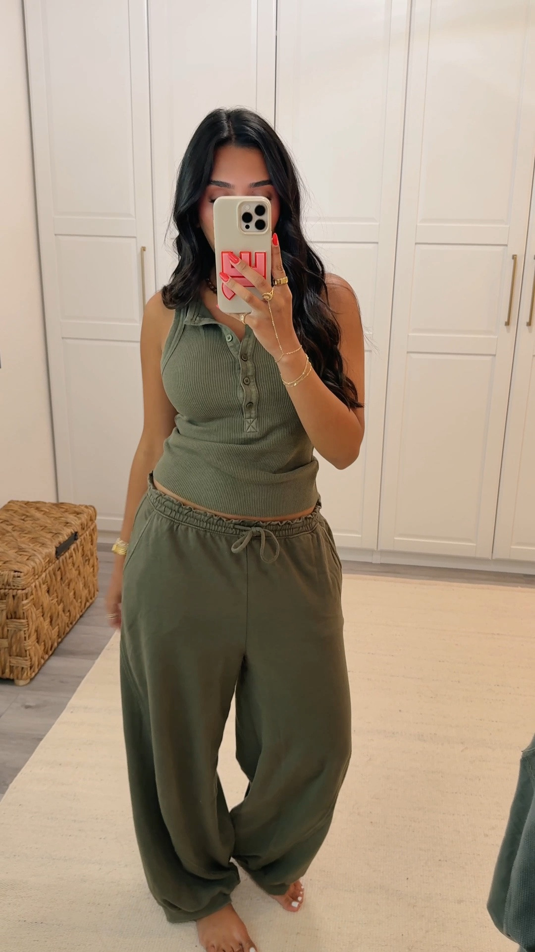 Comfy set!:) 

Small in both:)