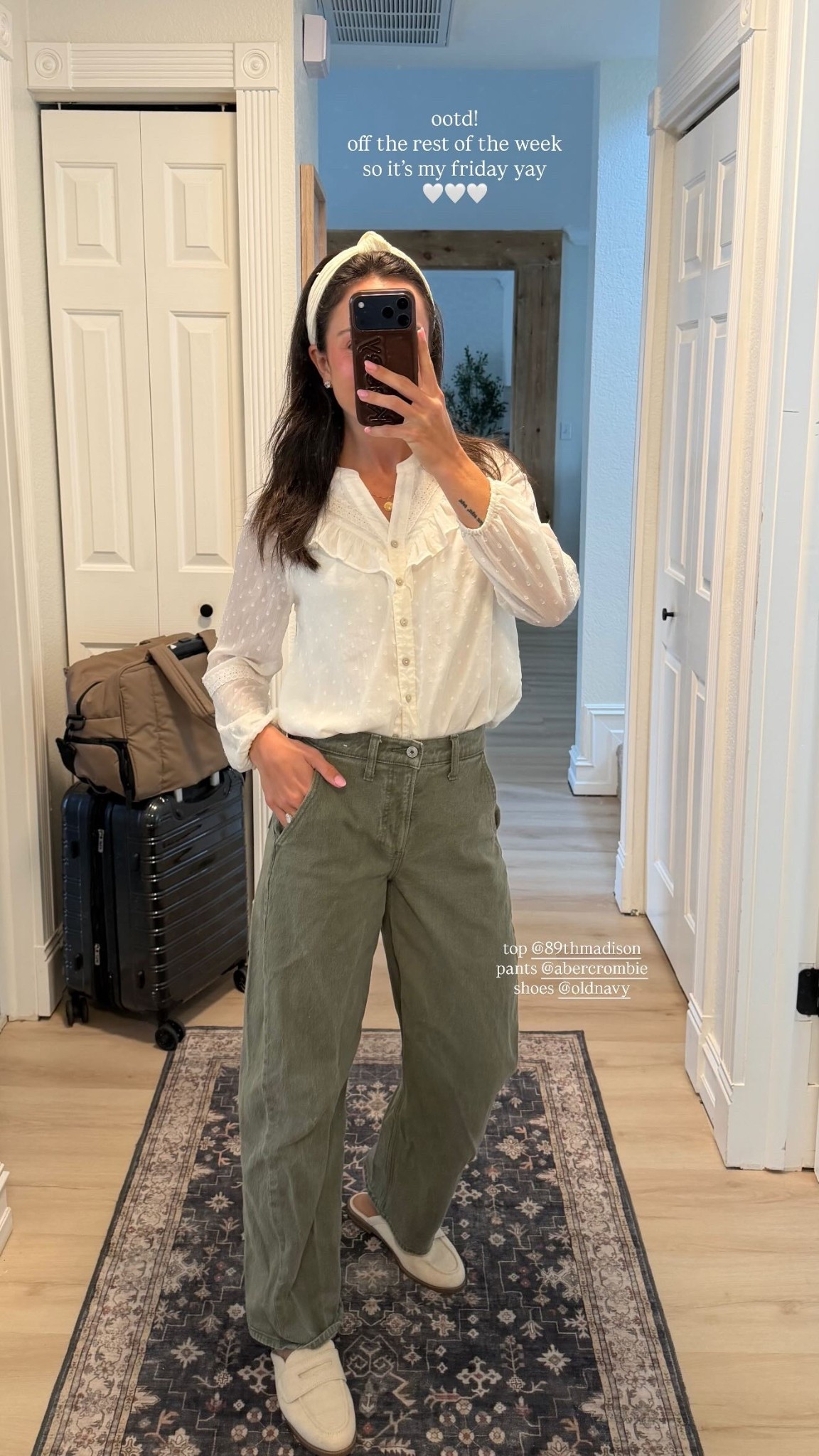 top @89thmadison 
pants @abercrombie 
shoes @oldnavy 
spring business casual ootd for work! 

#LTKgrwm #LTKootd #LTKSeasonal