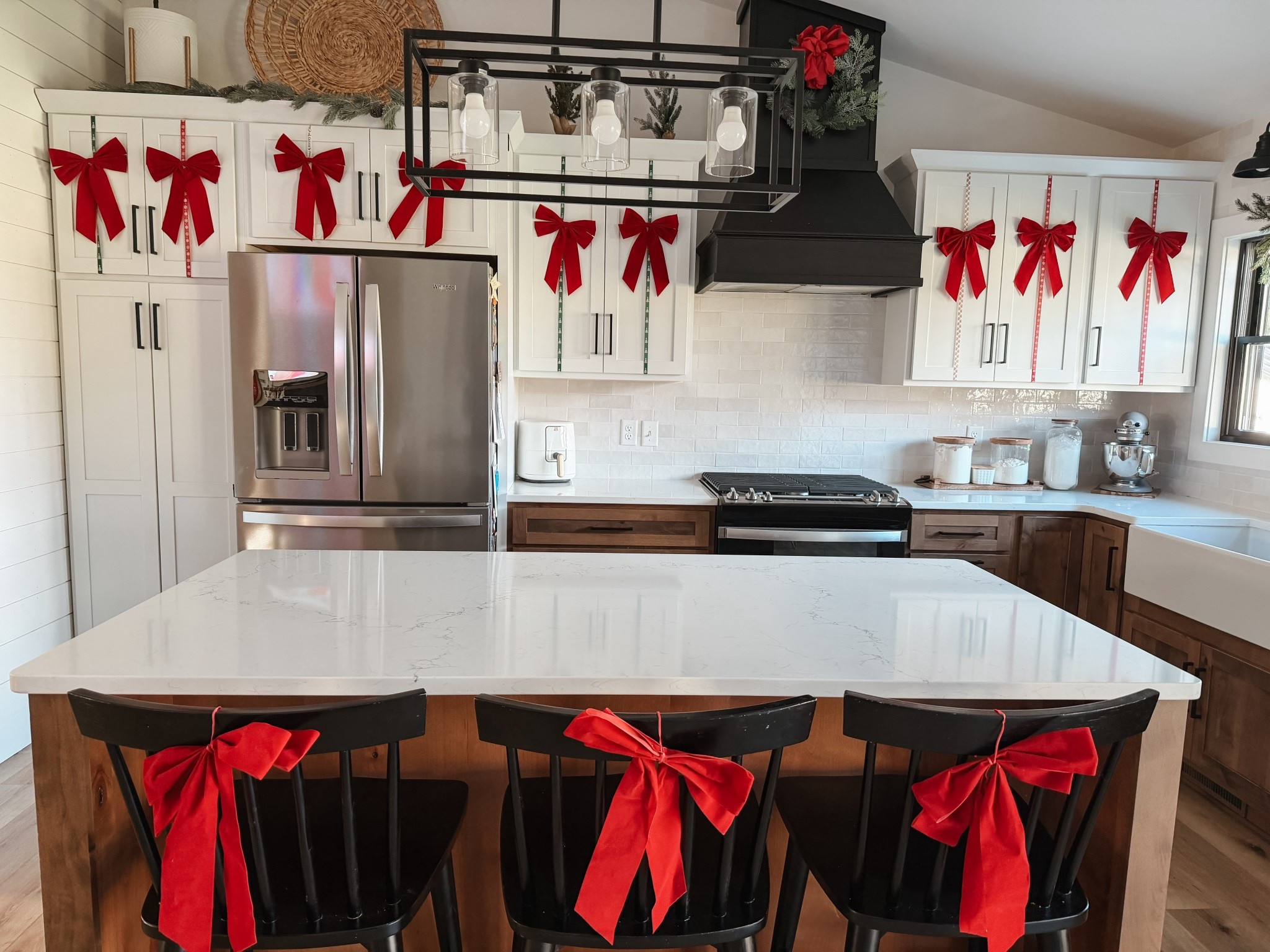 Christmas kitchen 

#LTKHome #LTKSeasonal #LTKHoliday