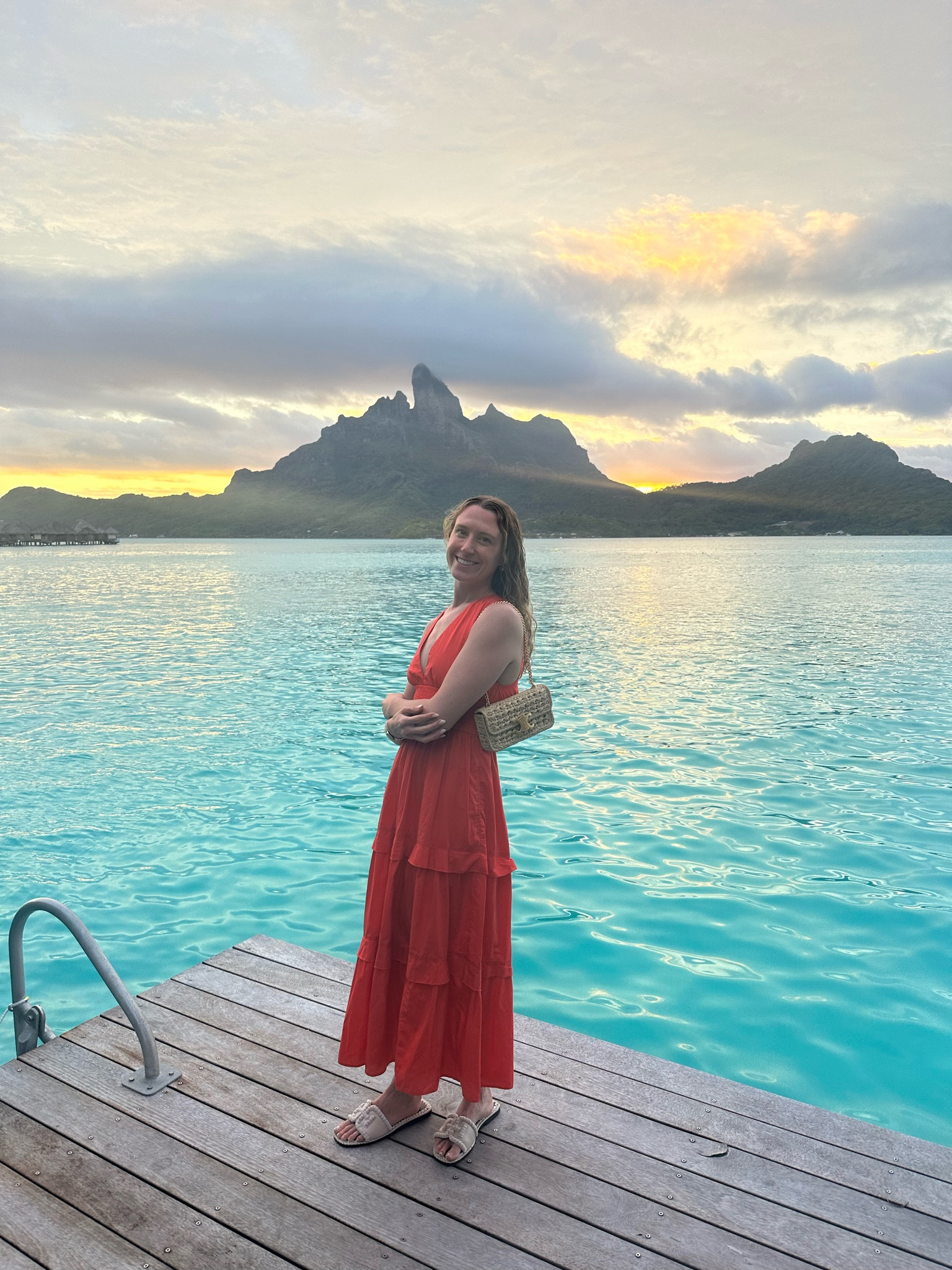 Bora Bora dinner outfit

Time for some fresh fish! Dress is old Abercrombie but linking similar ones! 

#LTKStyleTip #LTKSeasonal #LTKTravel