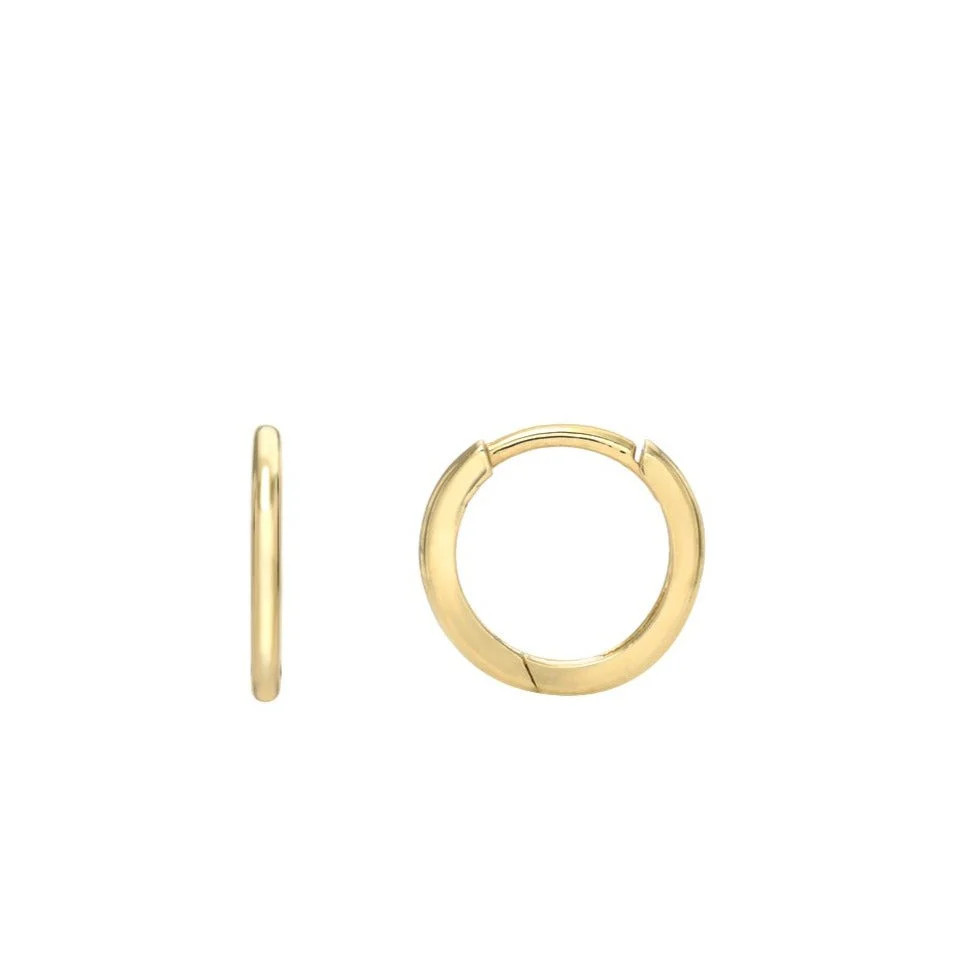 14K Gold Small Huggie Earrings | Curateur