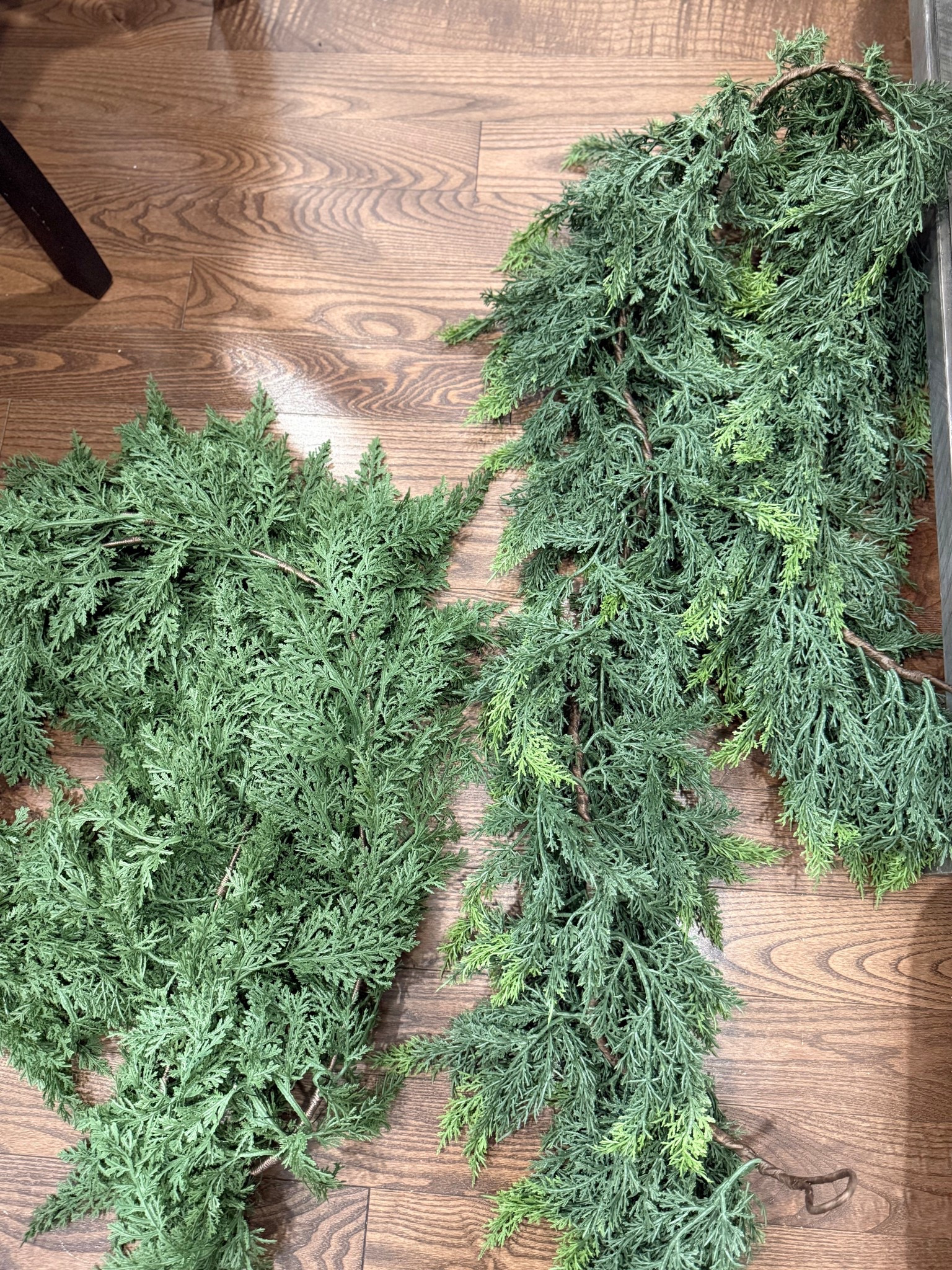 I’m obsessed with garlands! I’ve found two that I absolutely love 

#LTKsale #LTKwinter #LTKcanada