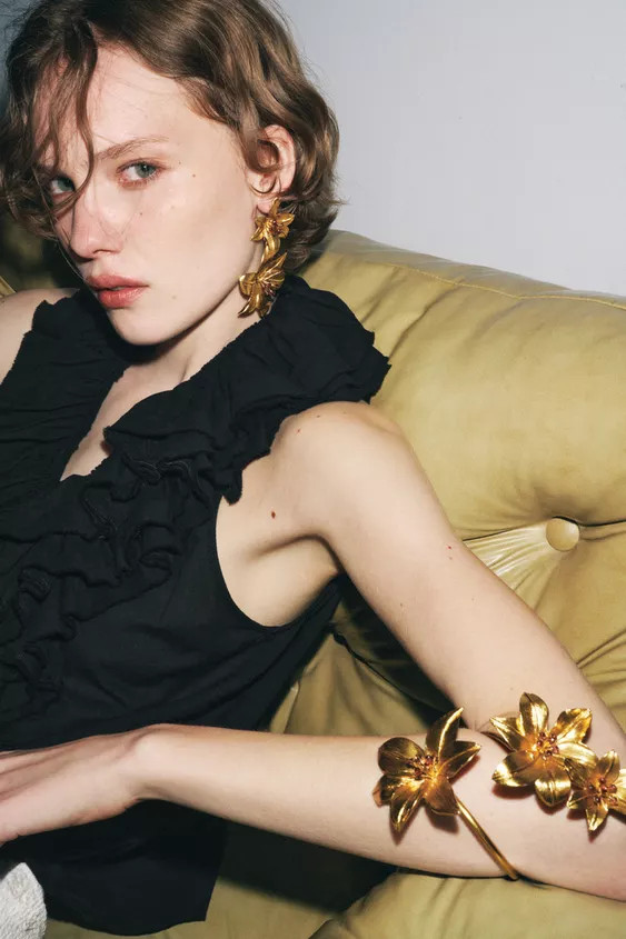 FLOWER EARRINGS | Zara UK