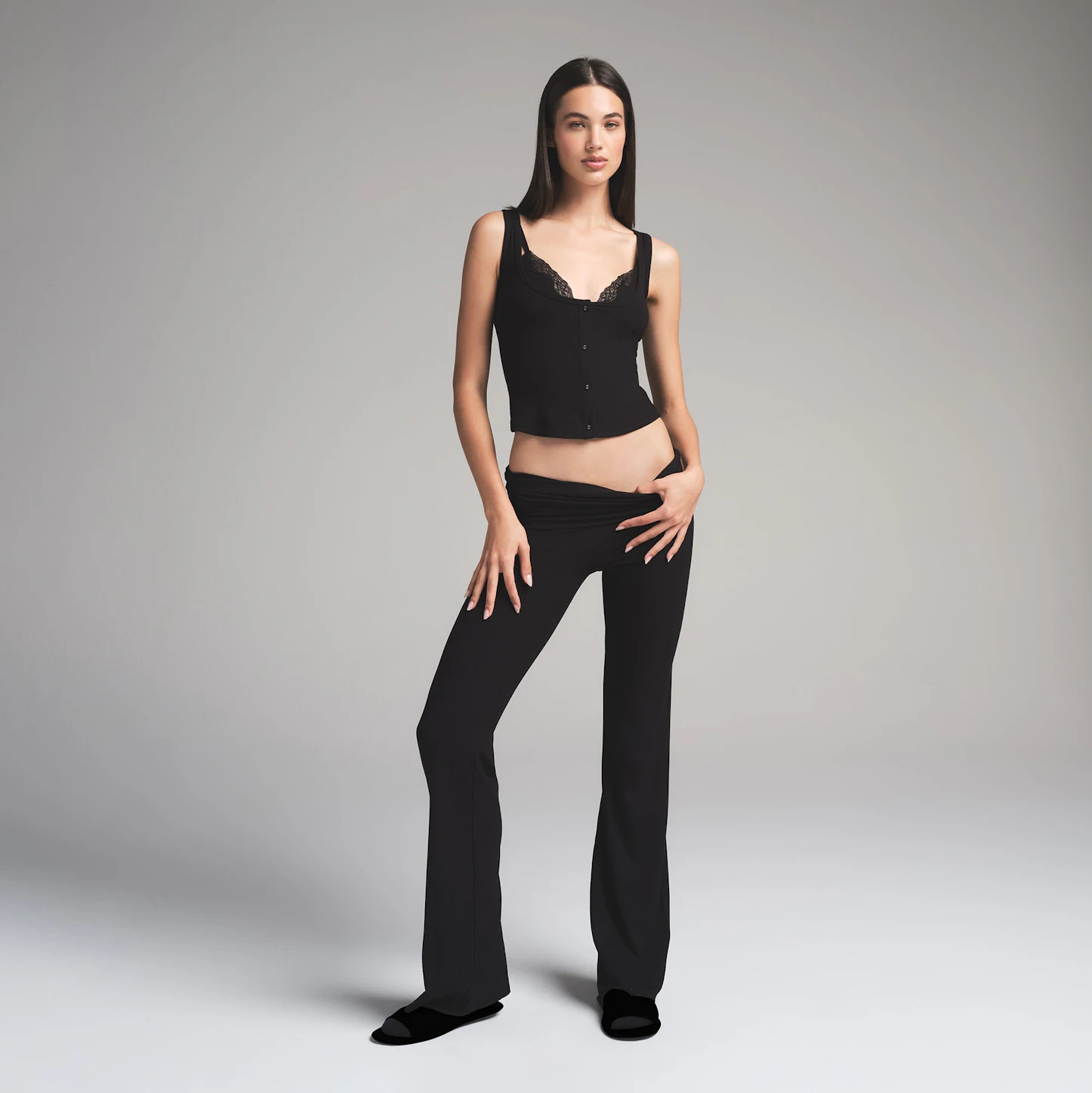 SOFT LOUNGE FOLDOVER PANT | ONYX | SKIMS (US)