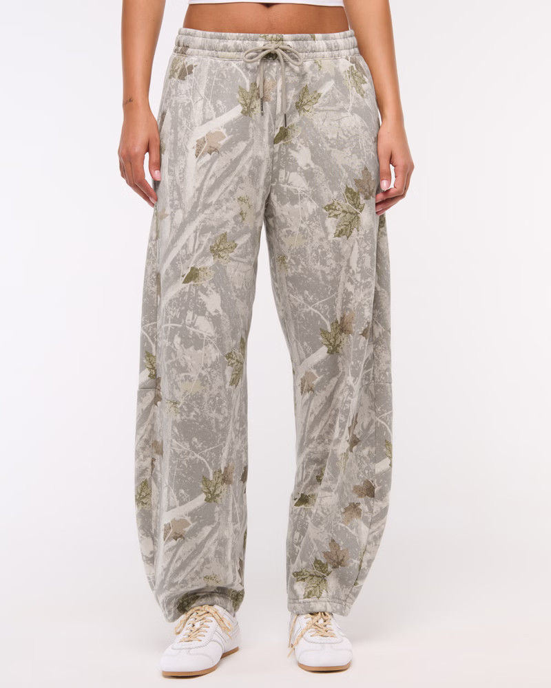Women's High Rise Sunday Barrel Sweatpant | Women's 20-50% Off All Sweatshirts & Sweatpants | Abe... | Abercrombie & Fitch (US)