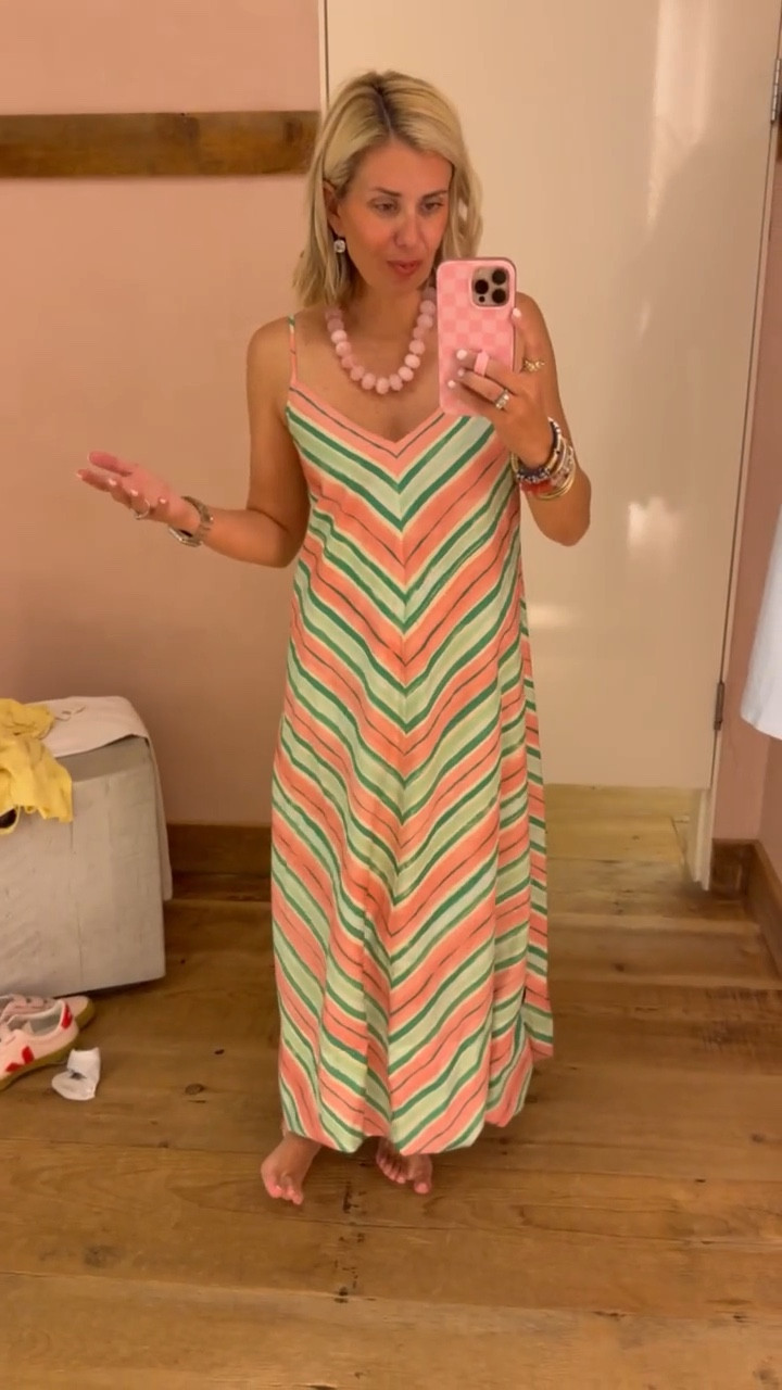 Well this dress is gorgeous! Pink & green will always be a yes! I’m in xs. 
*Anthro Buy more, Save more Sale 
$50 off $150
$100 off $300
$150 off $500

*Use my code Catherine20 on A+B
*Use my code Mixandmatchmadness on Loopy

#LTKstorytime #LTKSeasonal #LTKSaleAlert