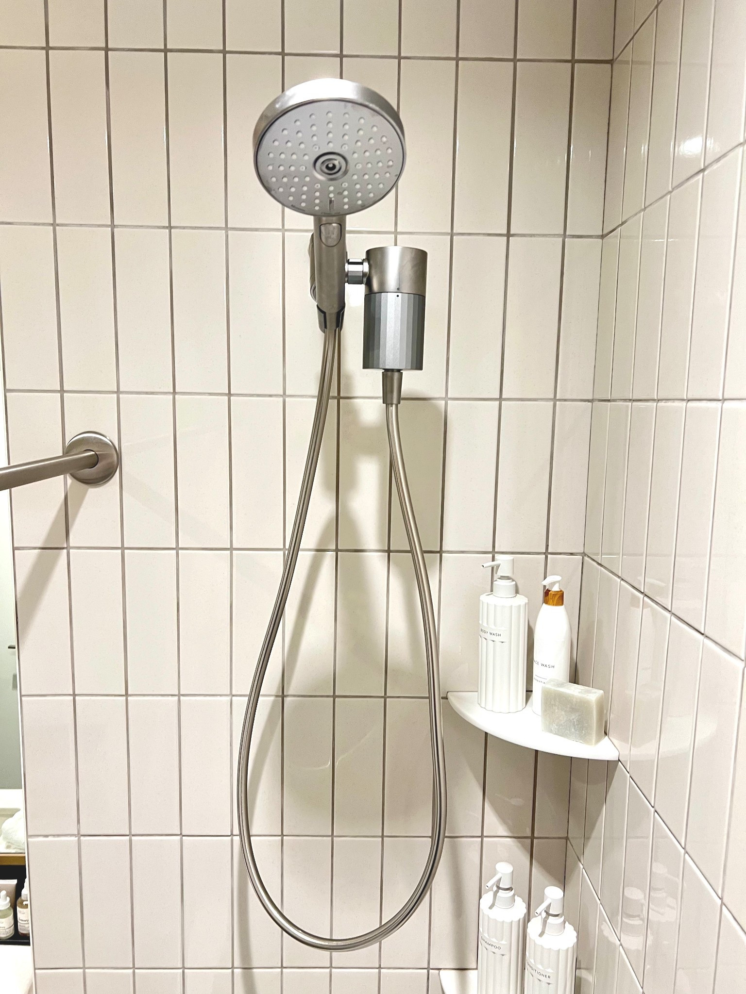 New shower head! I loved my Srpoos! shower head at my last place and the new Moonlight (chrome) finish works perfectly in my new apartment!

Did I tell you it has a filter?!!

Use code: TARIAGEANETTE for $ off on sproos.co

#LTKGiftGuide #LTKHome #LTKselfcare