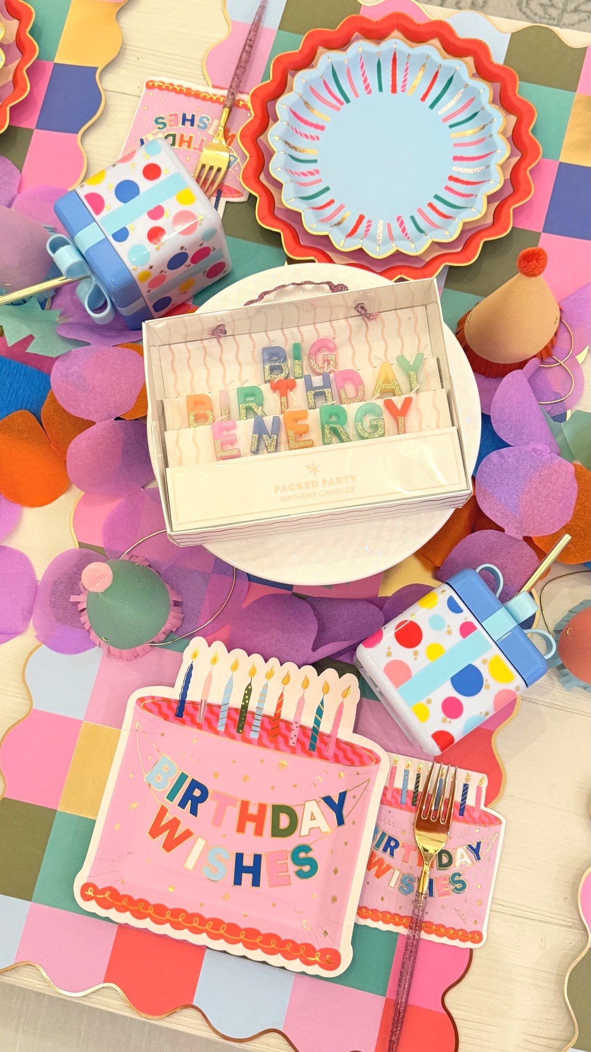 it may be holiday season but birthday party season doesn’t ever stop! and @packedparty is PACKED with the BEST party stuff!! Here’s a peek at their newest items - so colorful and so fun!! I’ve linked my favorites here!! #ad #liketkit @shop.ltk


#LTKFindsUnder50